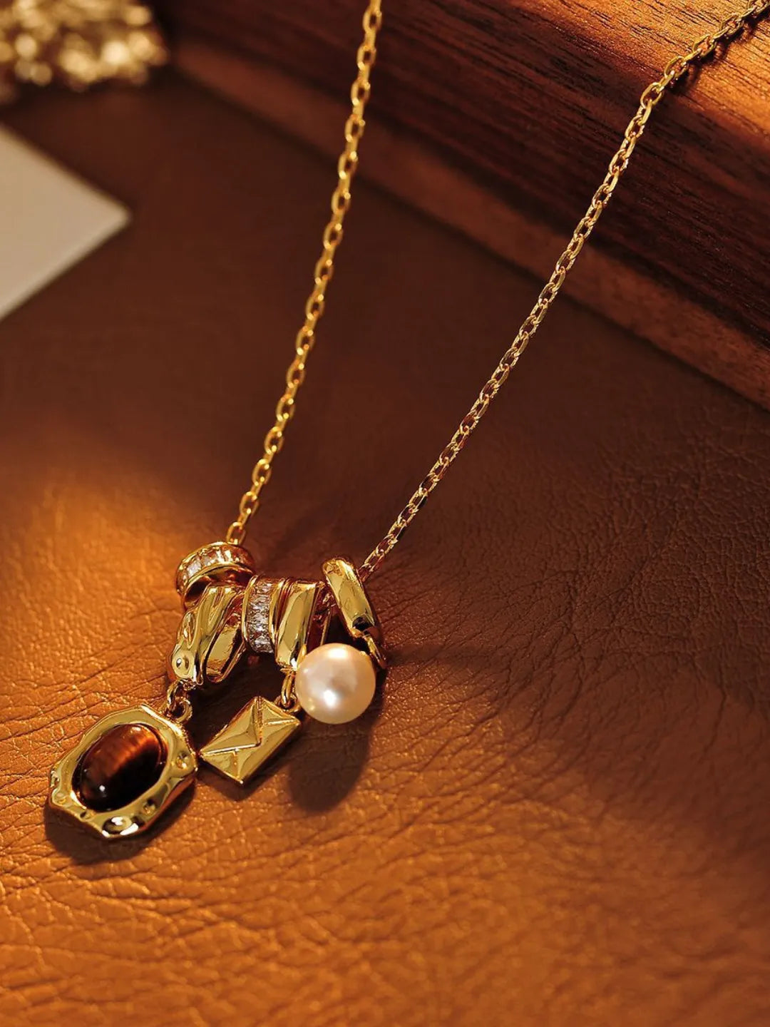 EARTHY TIGER EYE CHAIN