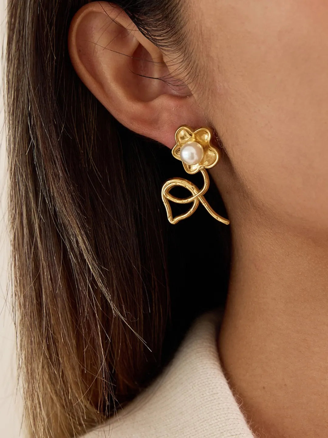 PEARL BLOSSOM EARRINGS