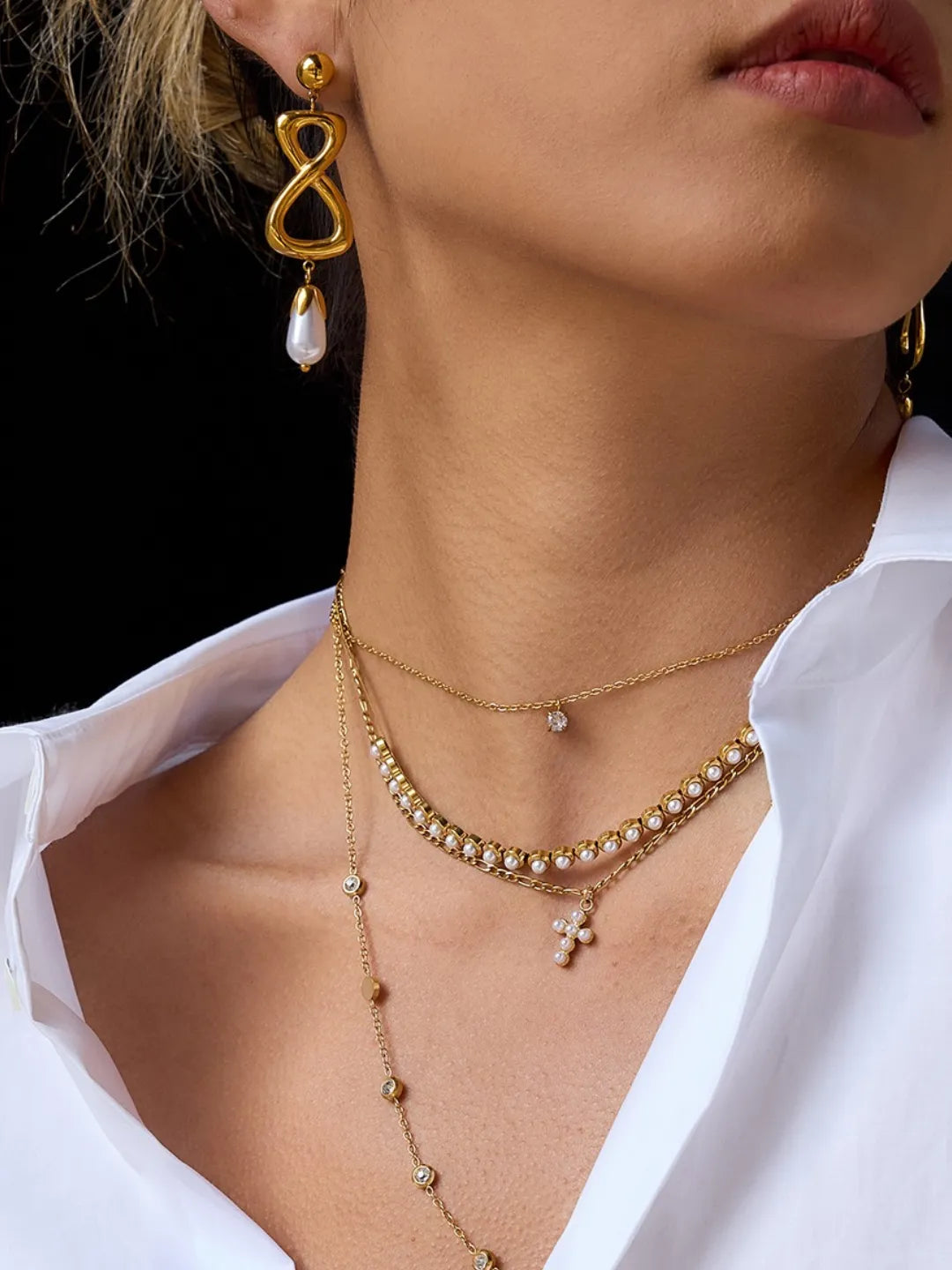 ELEGANT PEARL CHAIN
