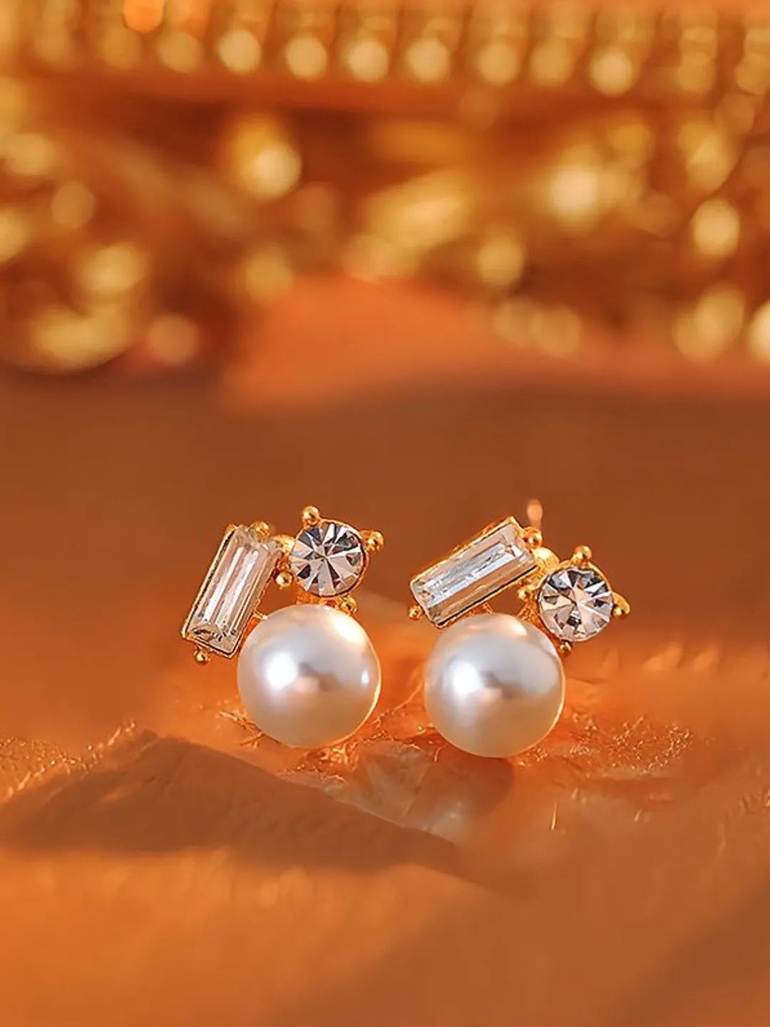 ZIRCON PEARL EARRINGS