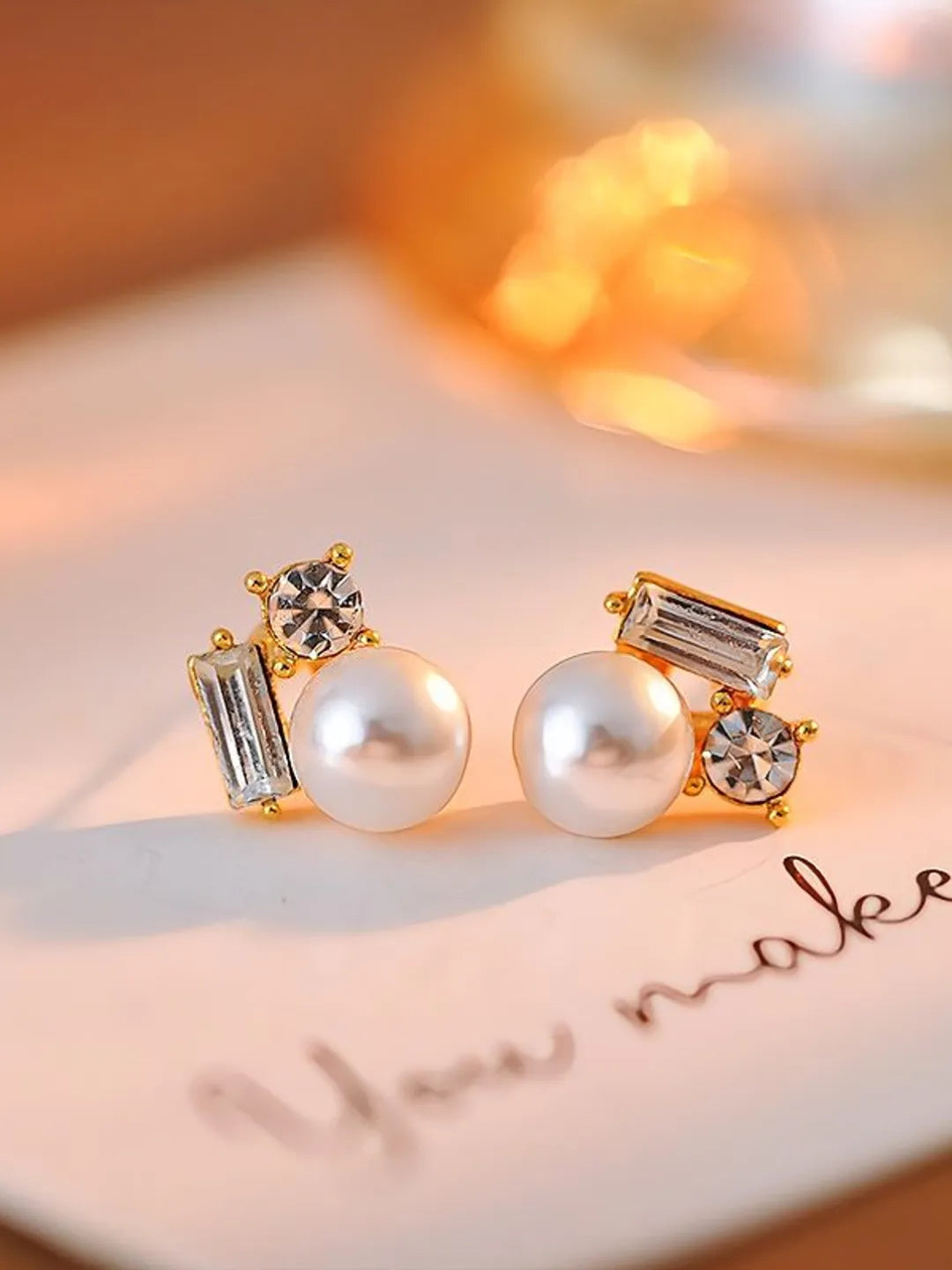 ZIRCON PEARL EARRINGS