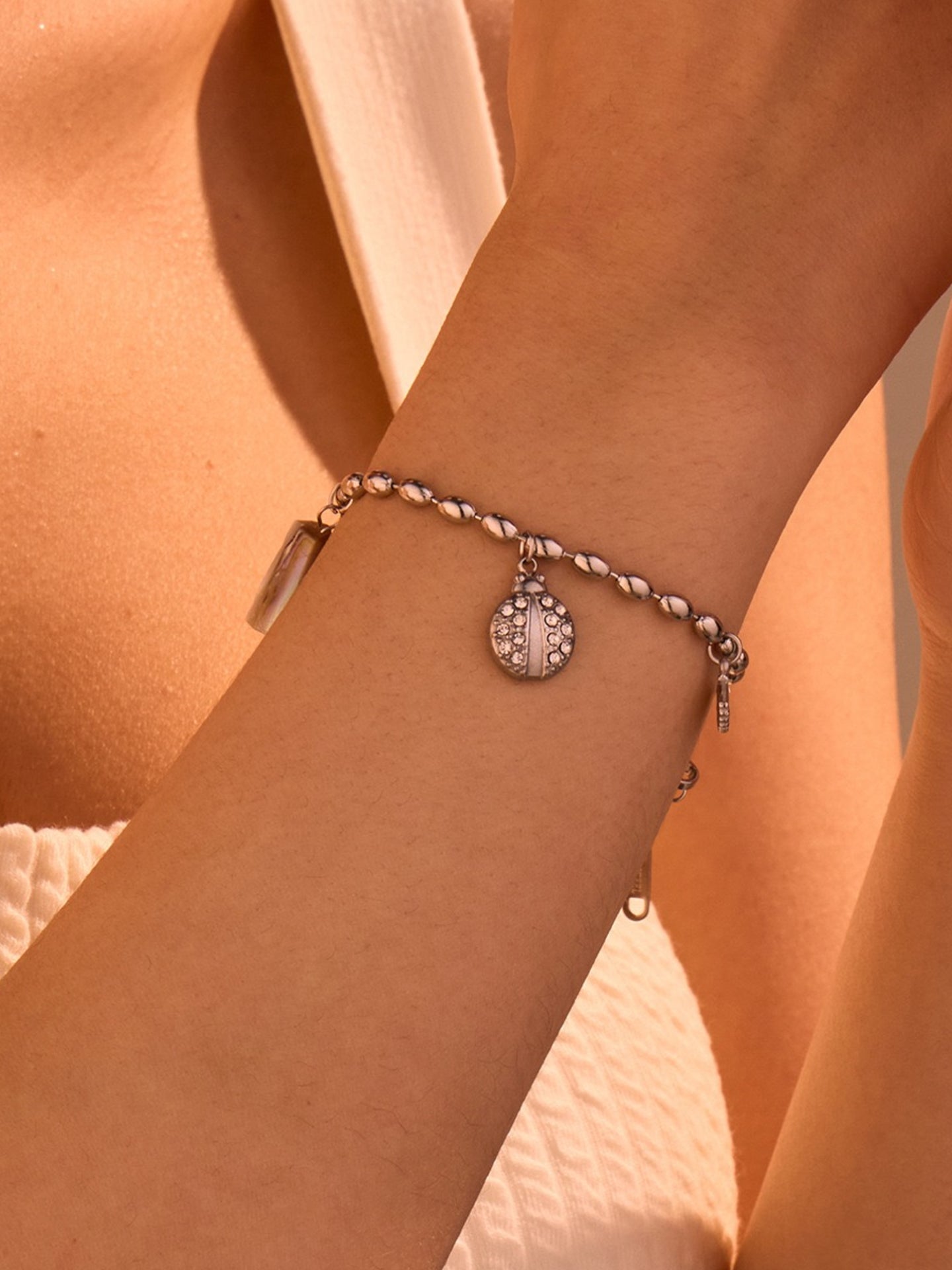 STARDUST SHELL BRACELET