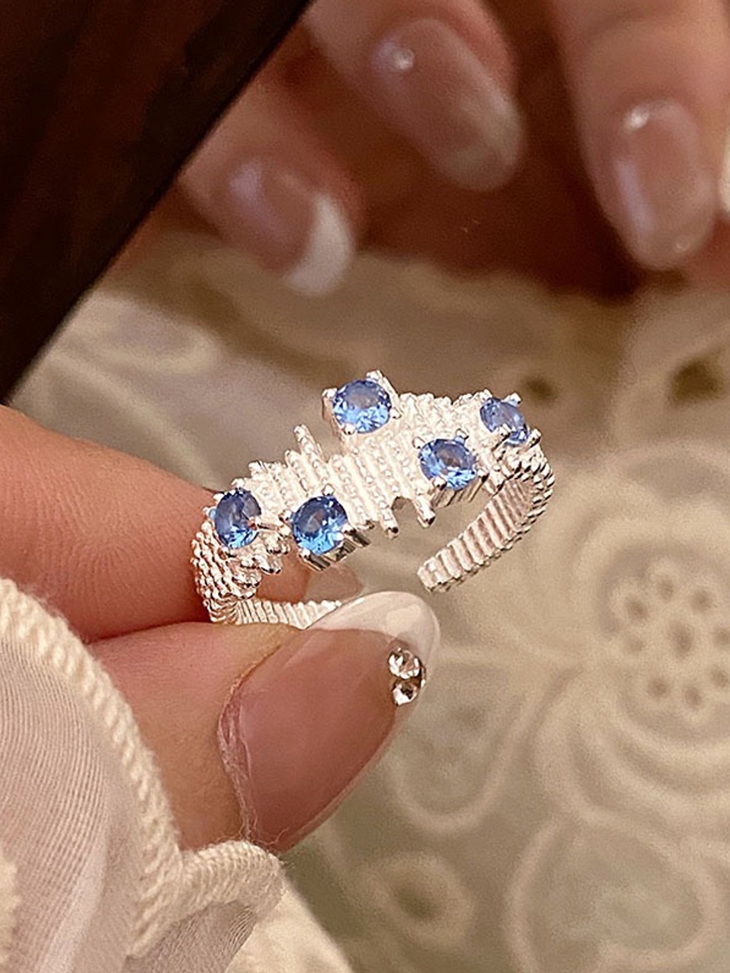 CRINKLE ZIRCONIA RING