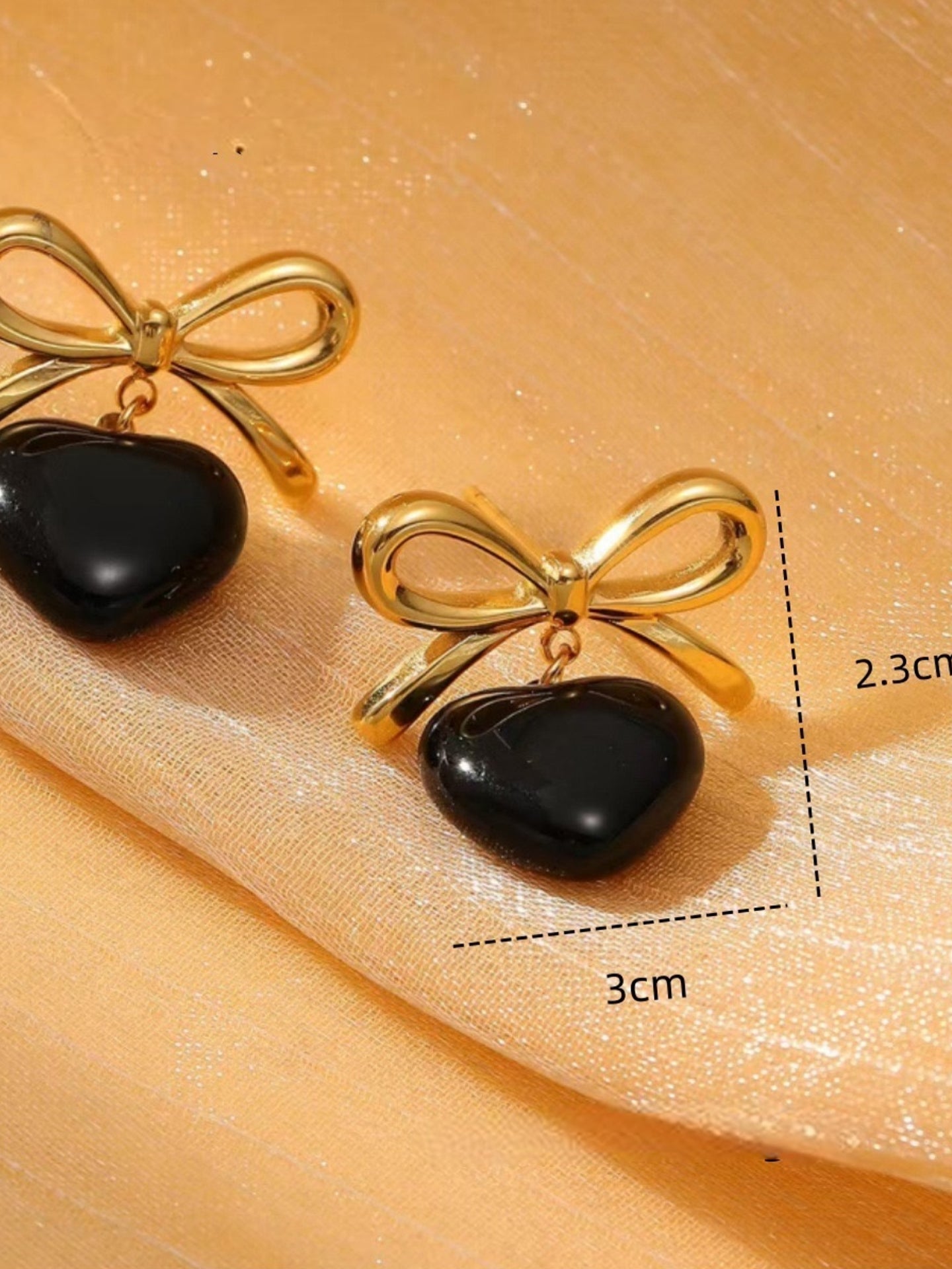 GLAZED HEART EARRINGS