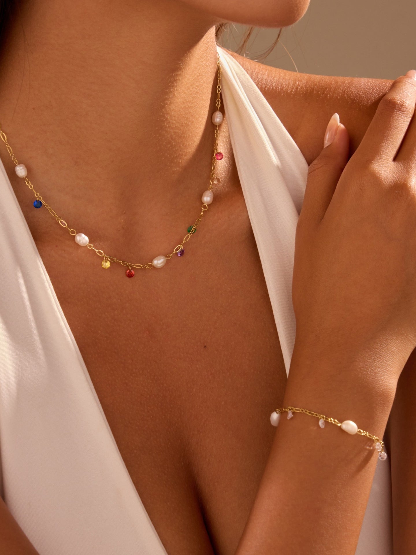 FRESHWATER PEARL NECKLACE