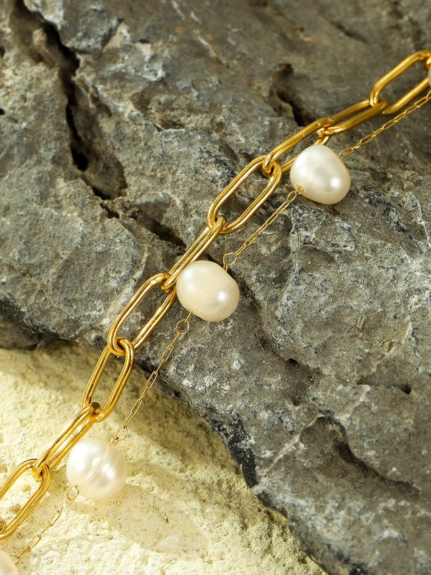 STARLINK PEARL BRACELET