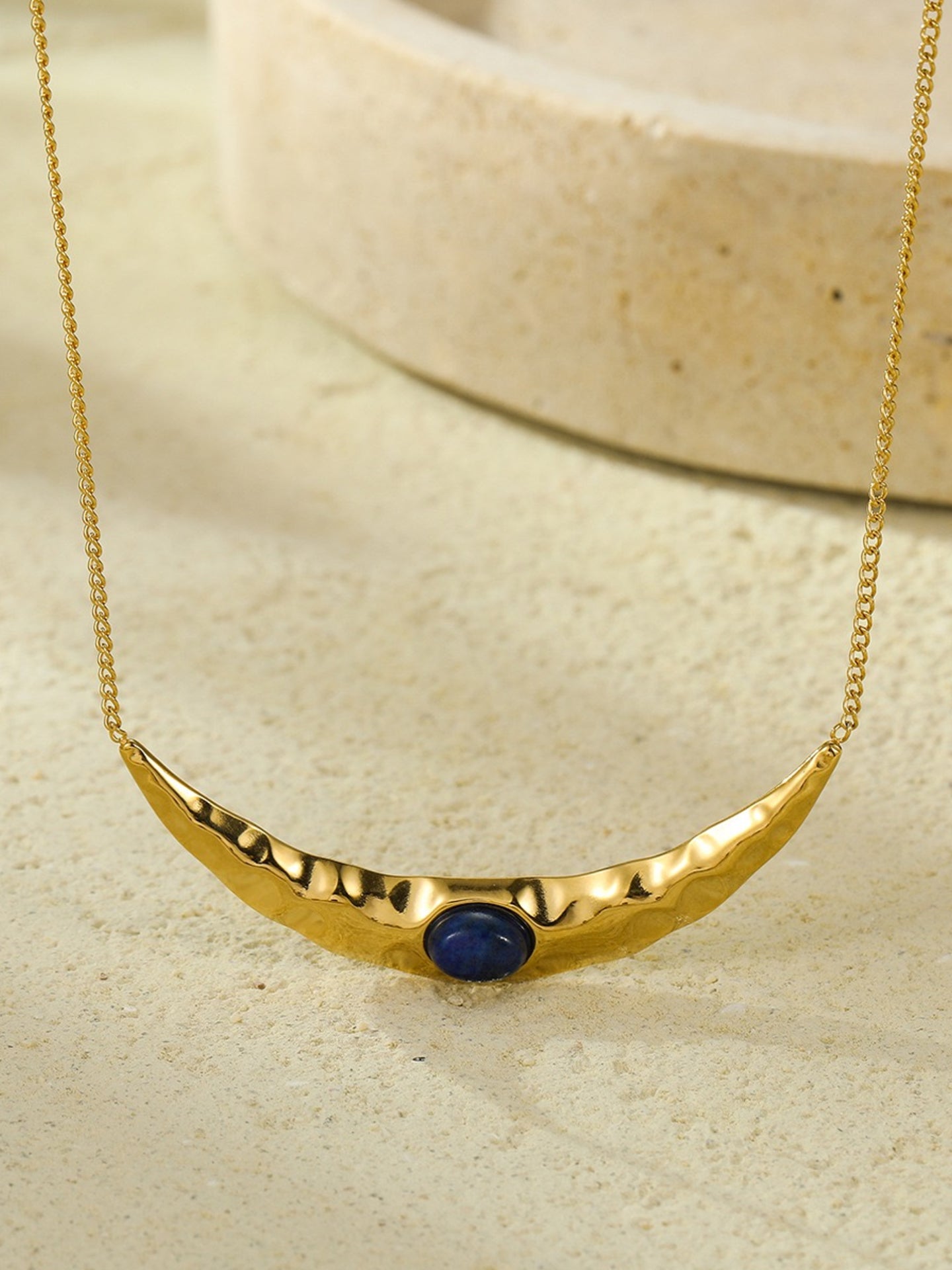 VINTAGE CRESCENT NECKLACE