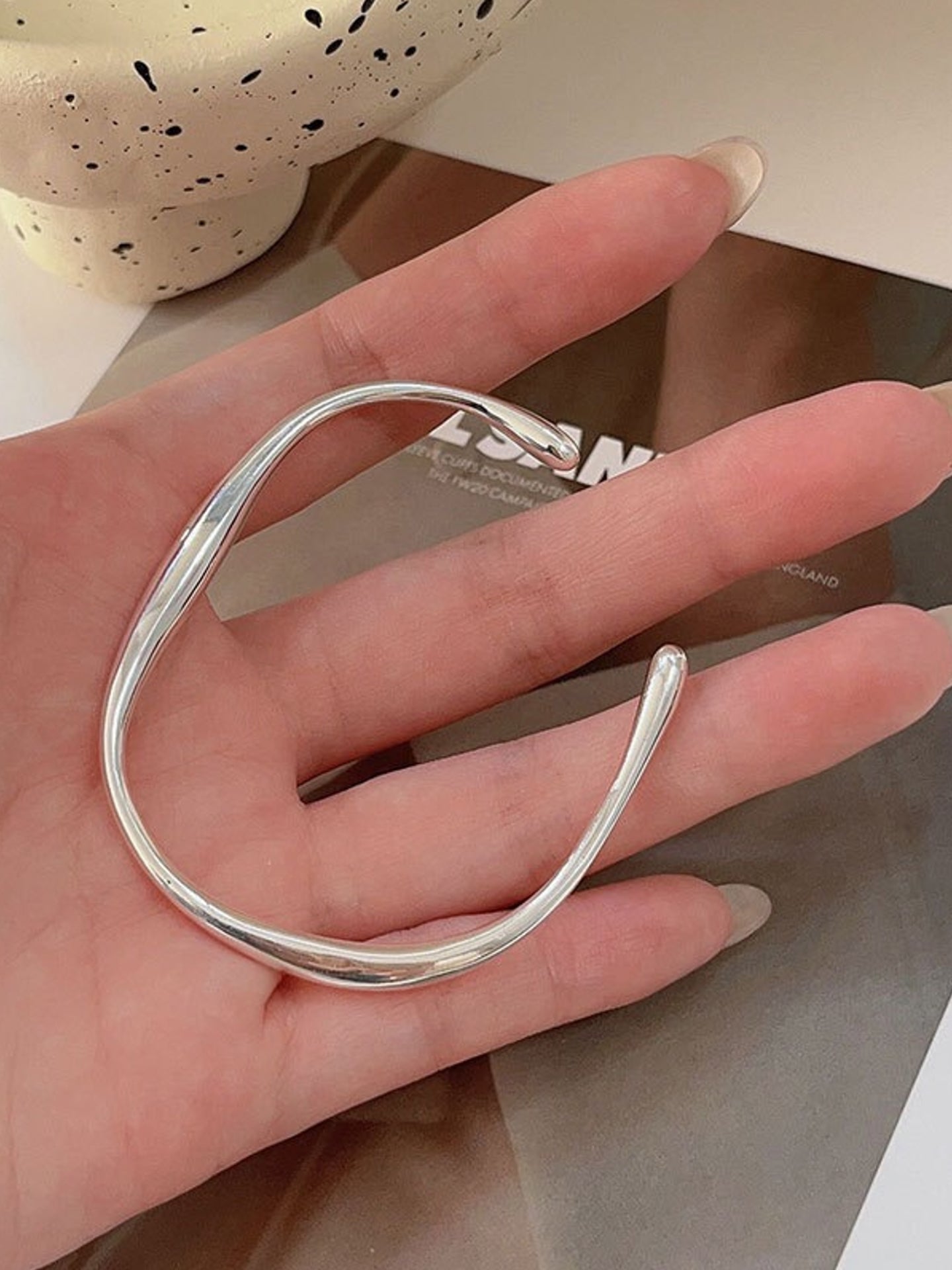MÖBIUS BAND BRACELET