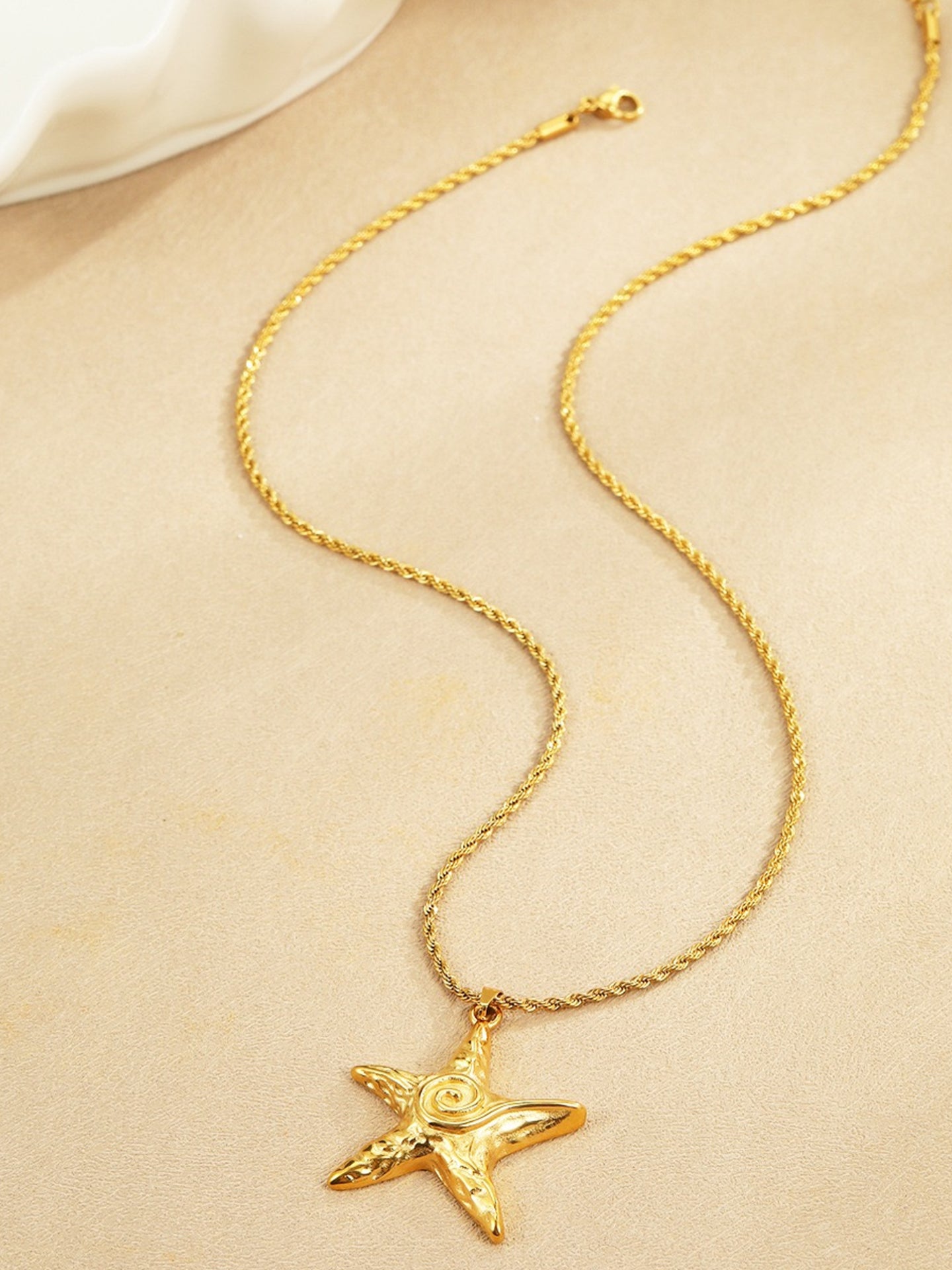 COLLIER PENDENTIF ÉTOILE DE MER