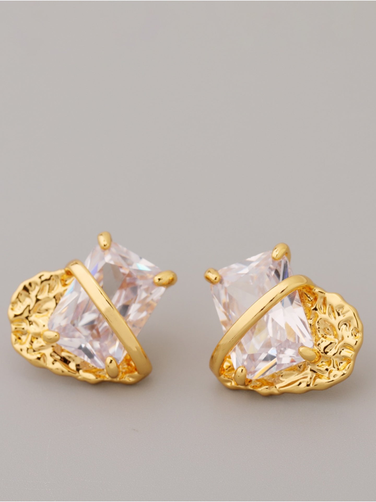 VINTAGE HEART EARRINGS