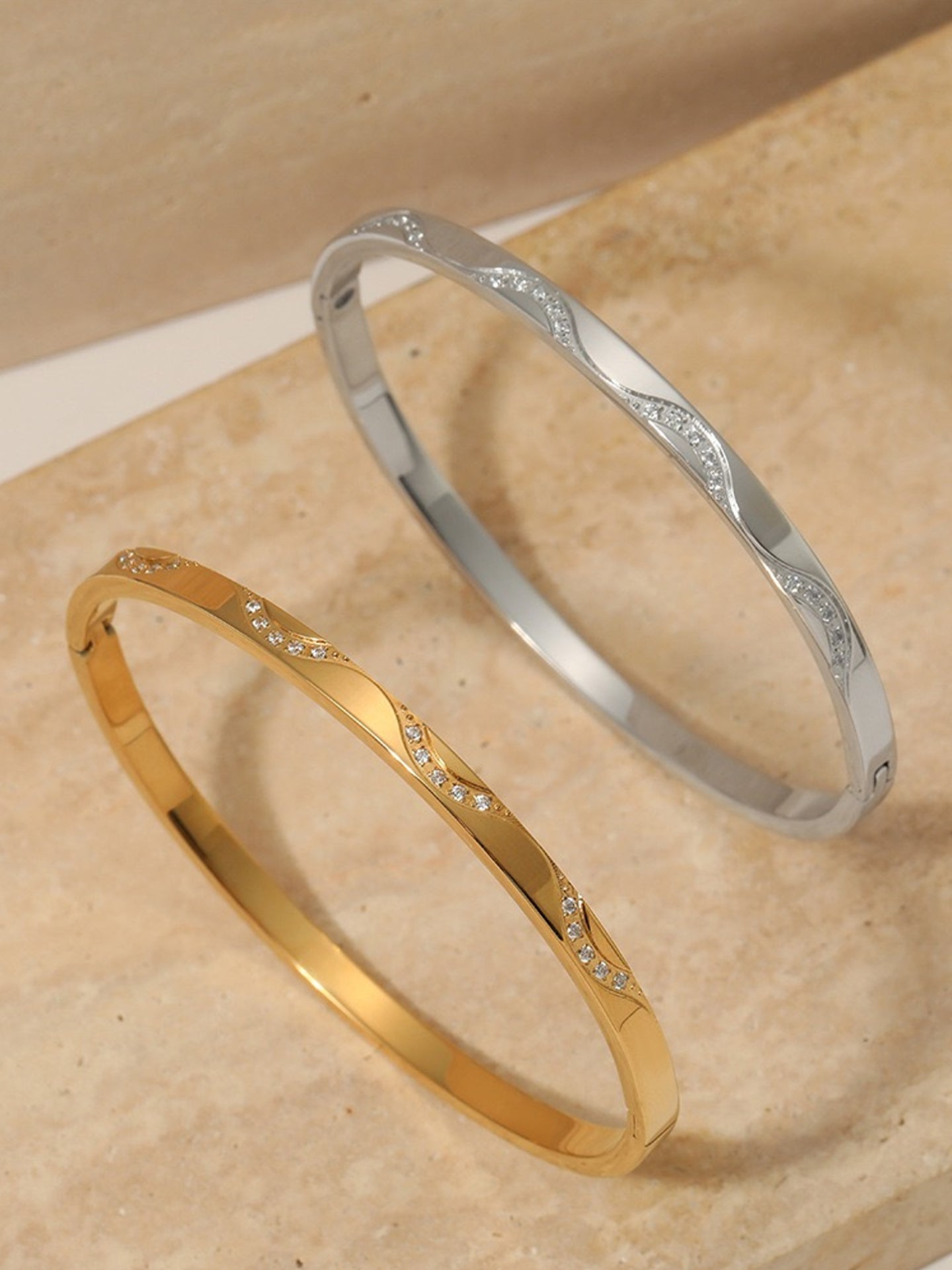 WAVE ZIRCON BRACELET