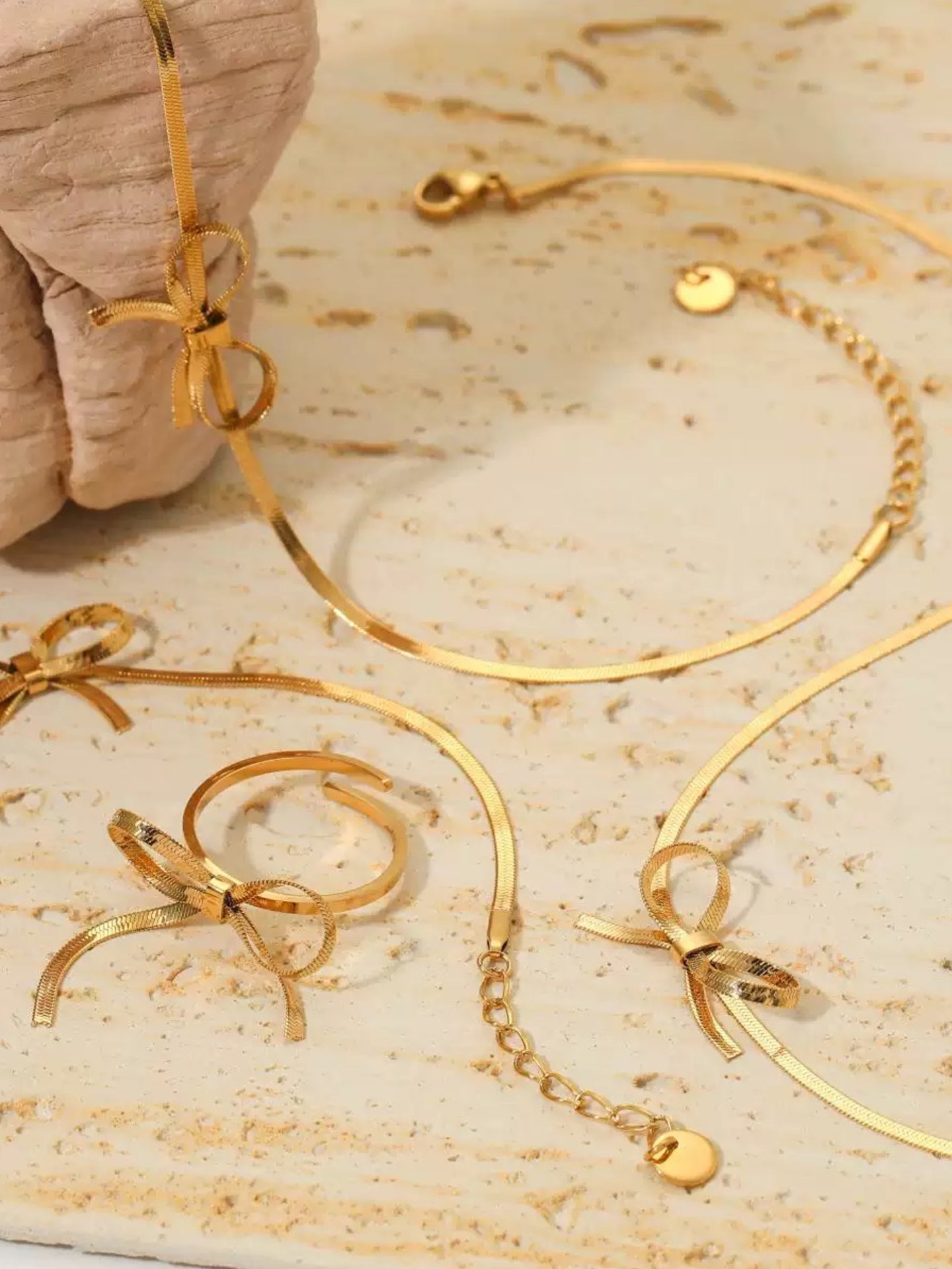BOW RING