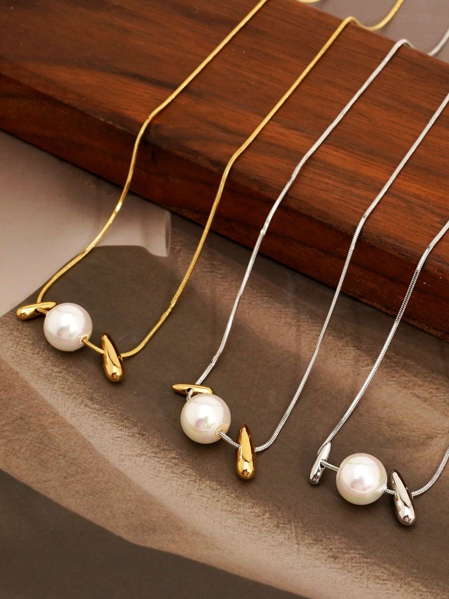 INSTAGRAM STYLE NECKLACE