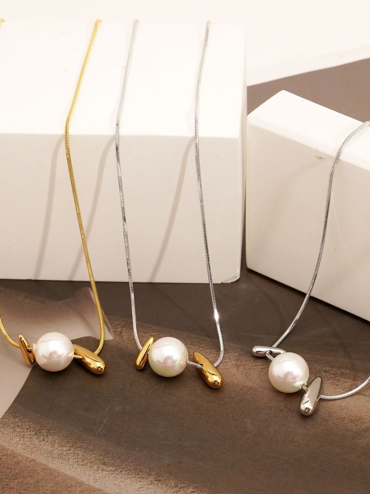 INSTAGRAM STYLE NECKLACE