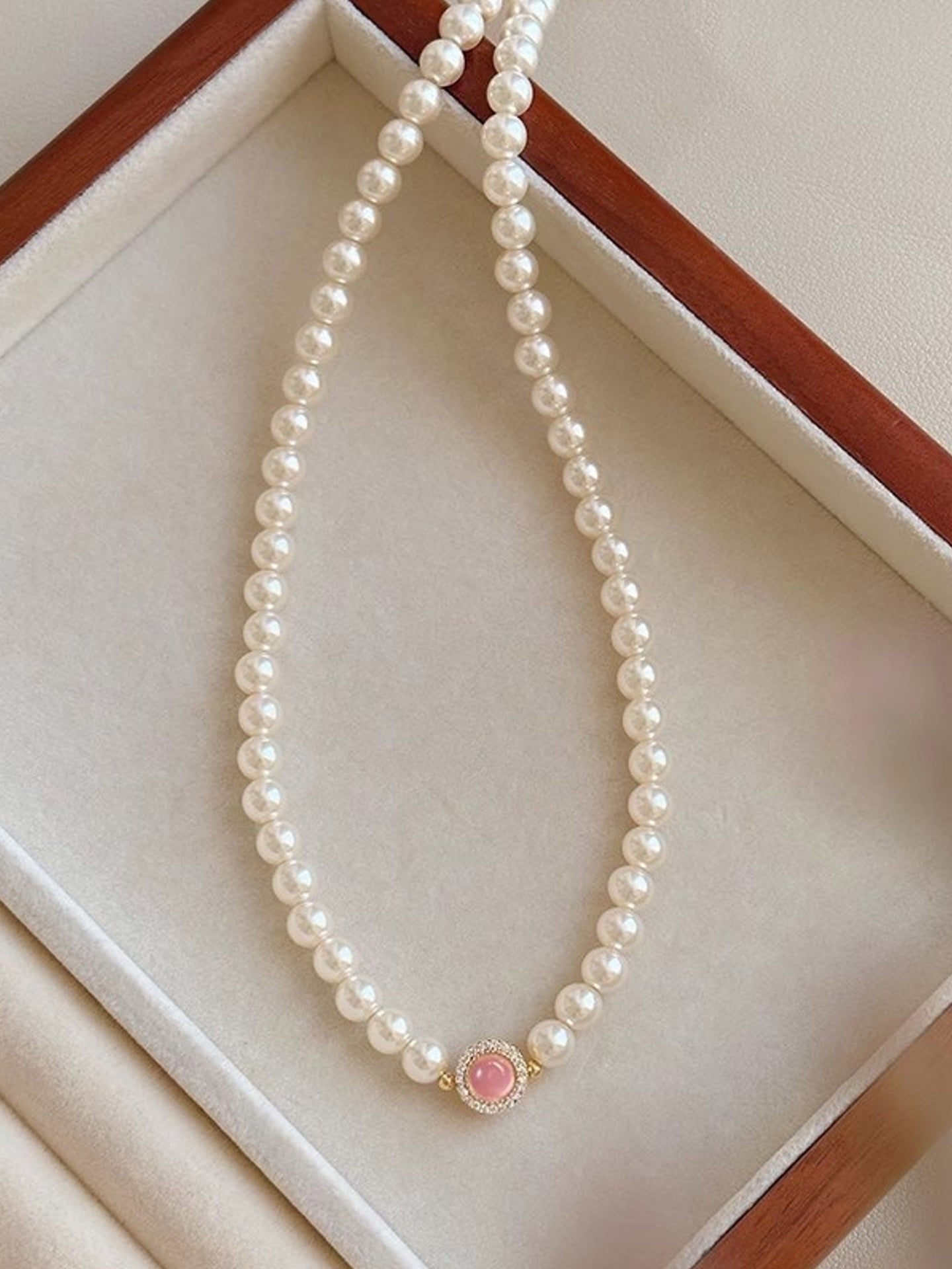 BLUSH PEARL ESSENCE