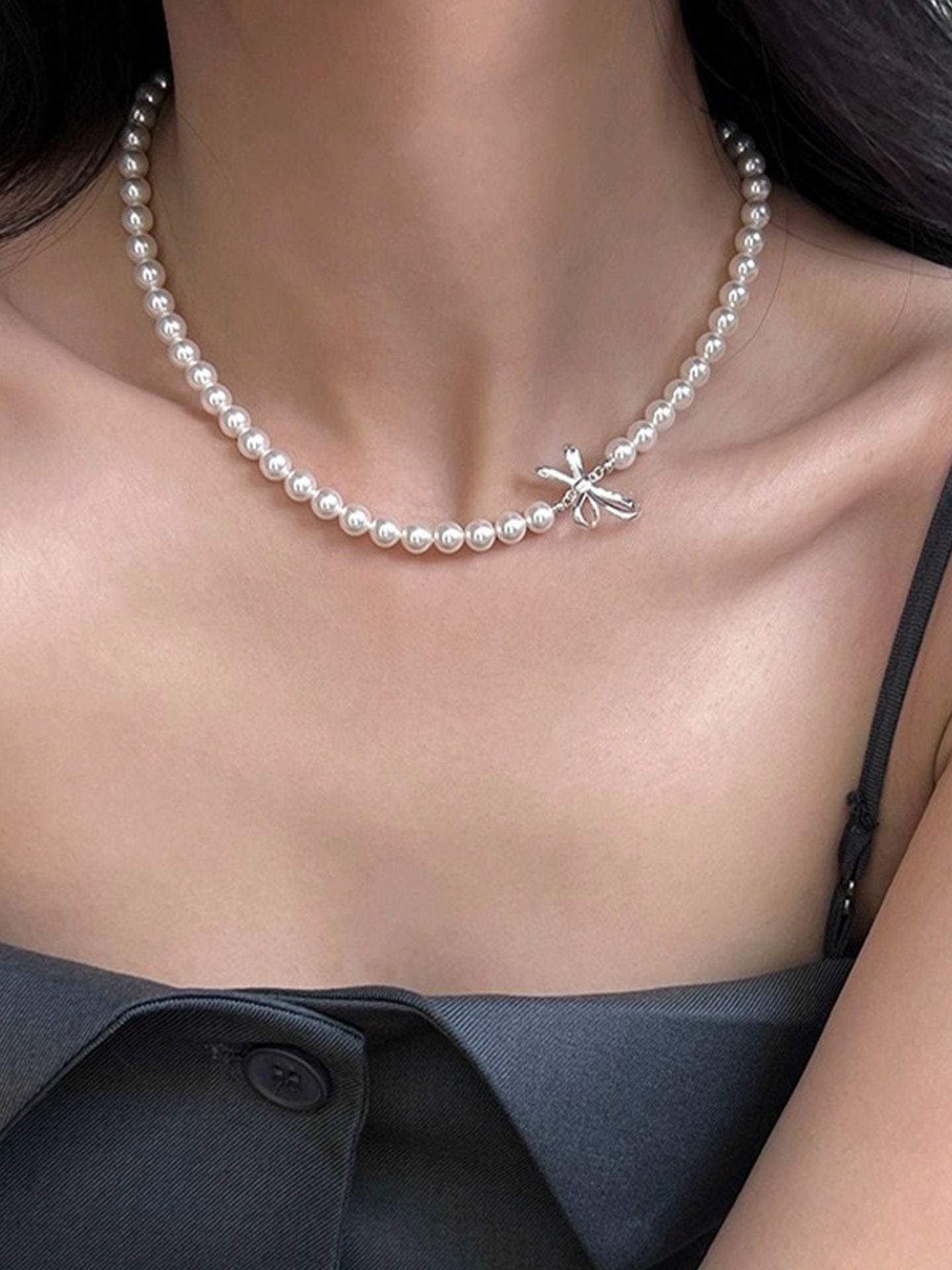 BOW PEARL NECKLACE