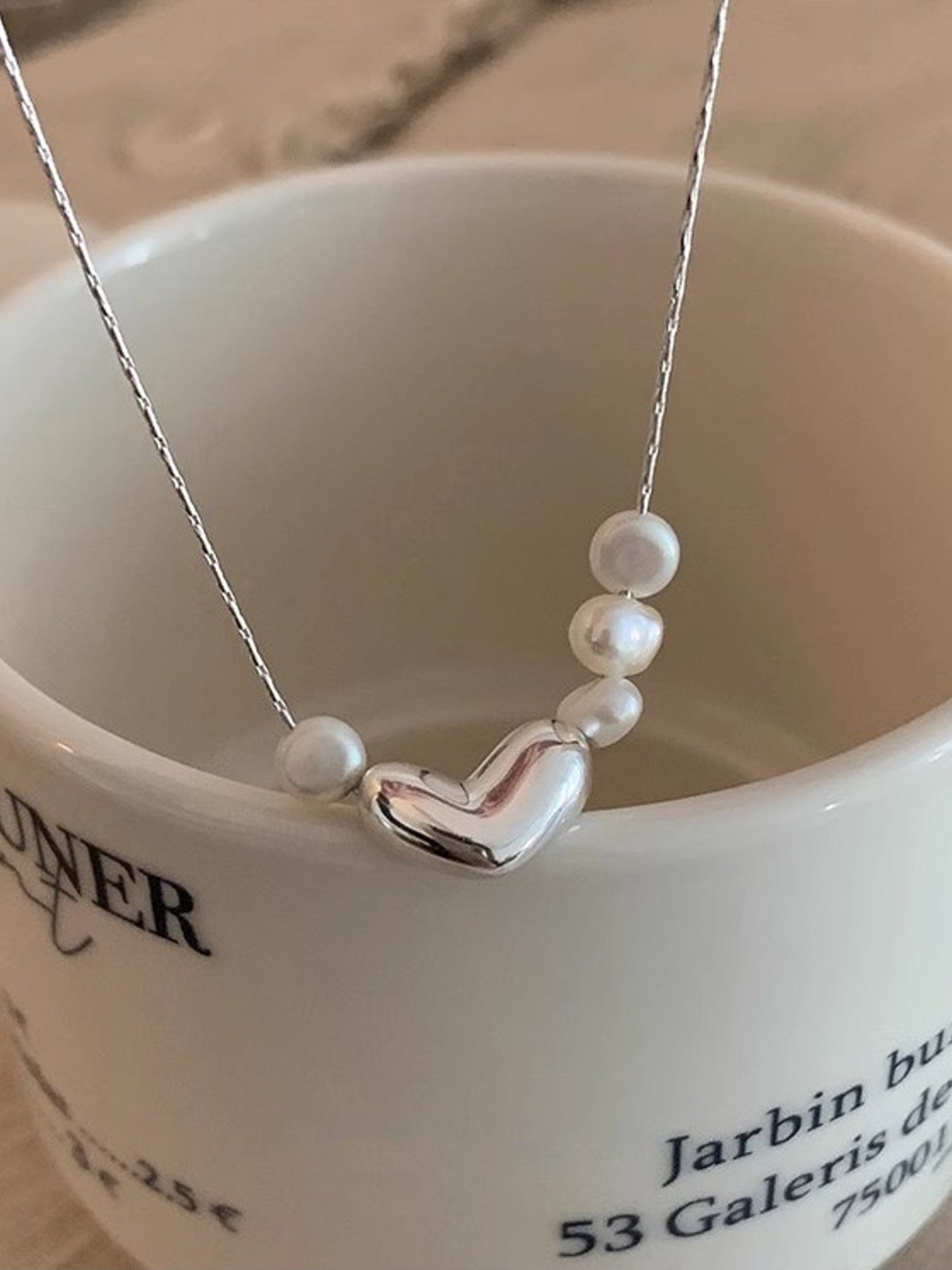 MOONWAVE PEARL NECKLACE