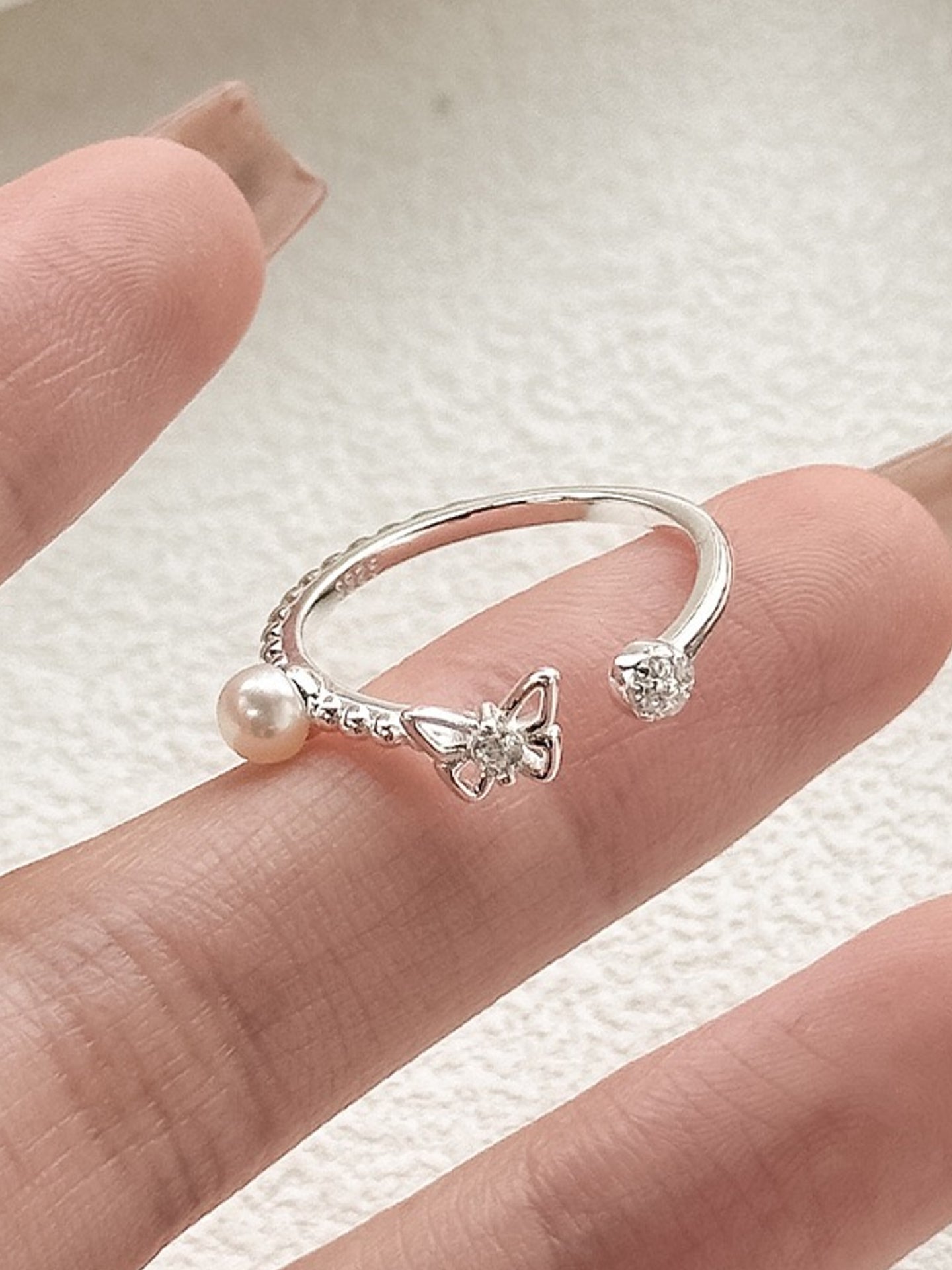 BUTTERFLY PEARL RING