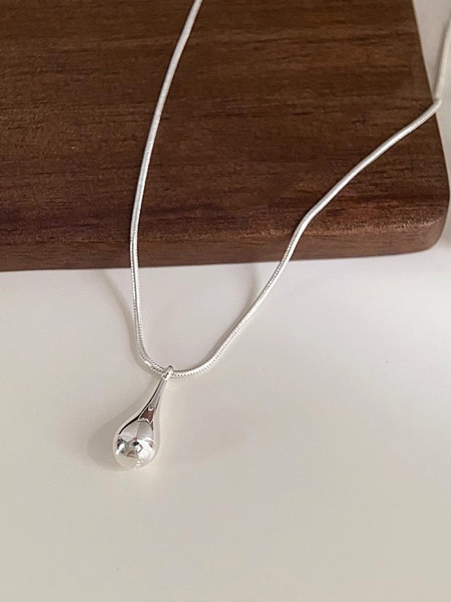 SILVER DROP NECKLACE