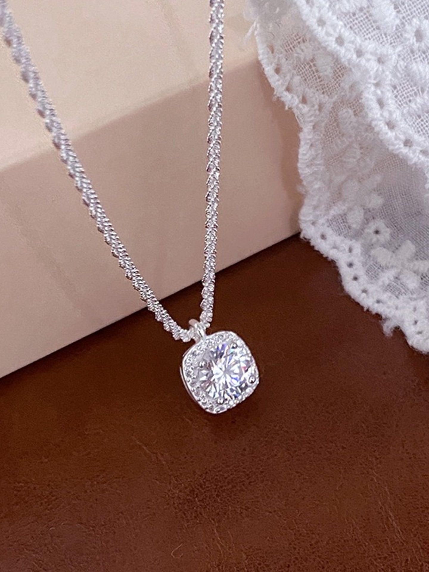 SUGAR CUBE SILVER NECKLACE