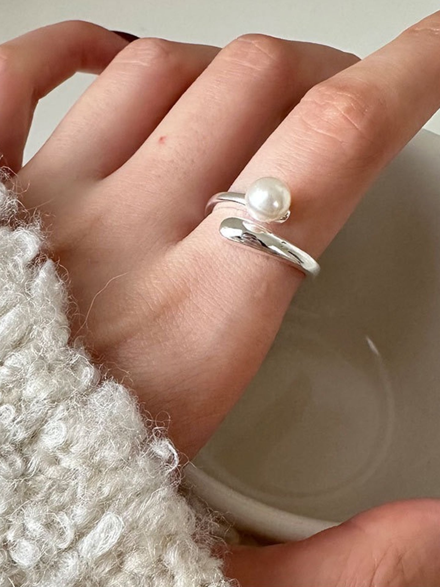 SILVER TIDE PEARL RING