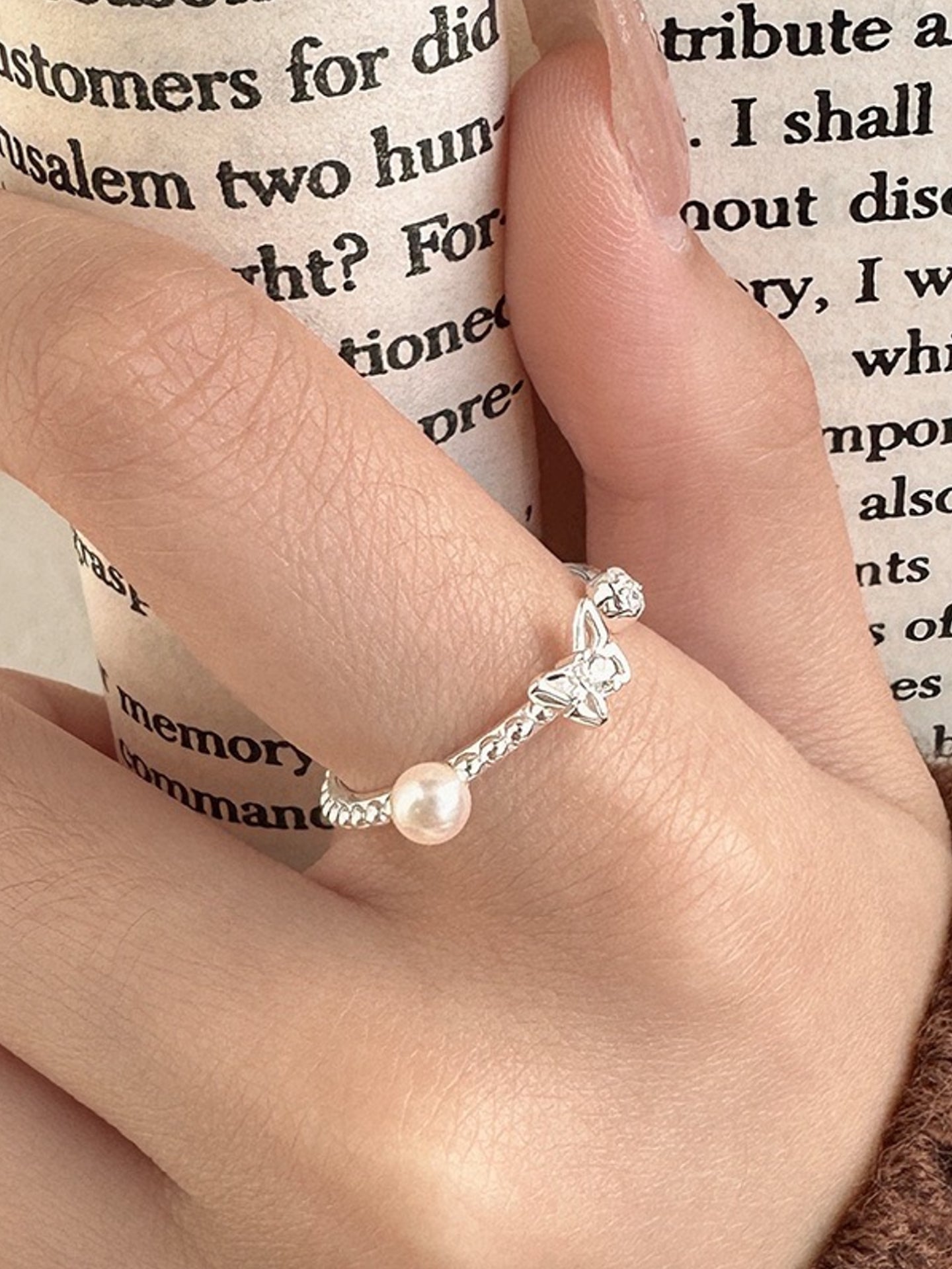 BUTTERFLY PEARL RING