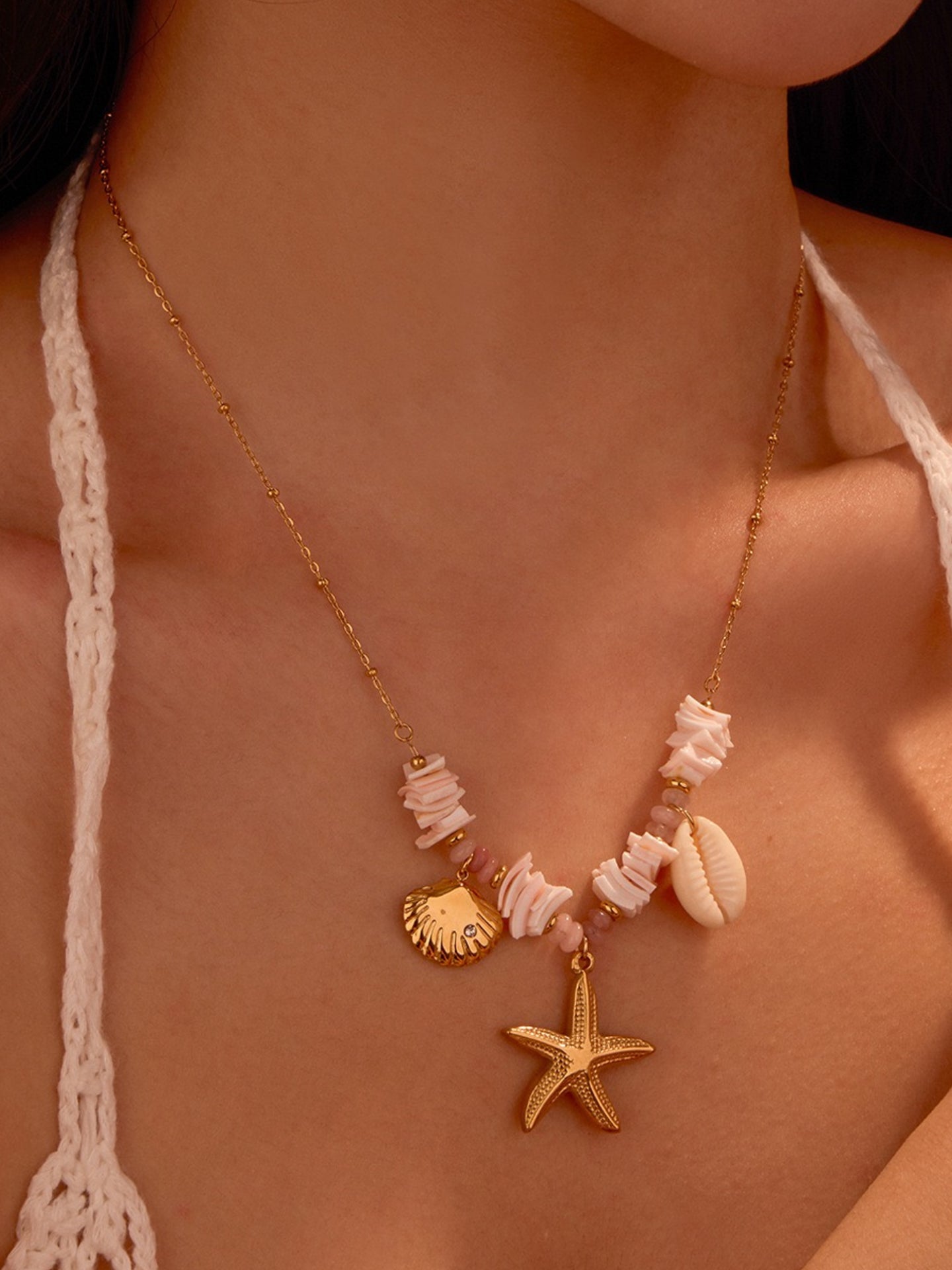 PURE SEA SHELL NECKLACE
