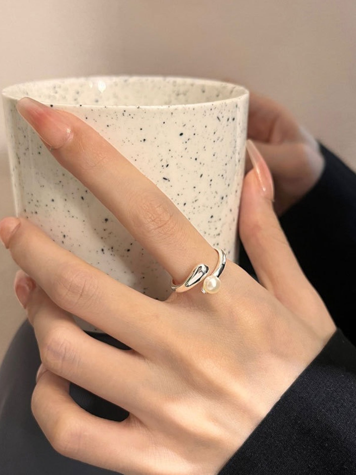 SILVER TIDE PEARL RING