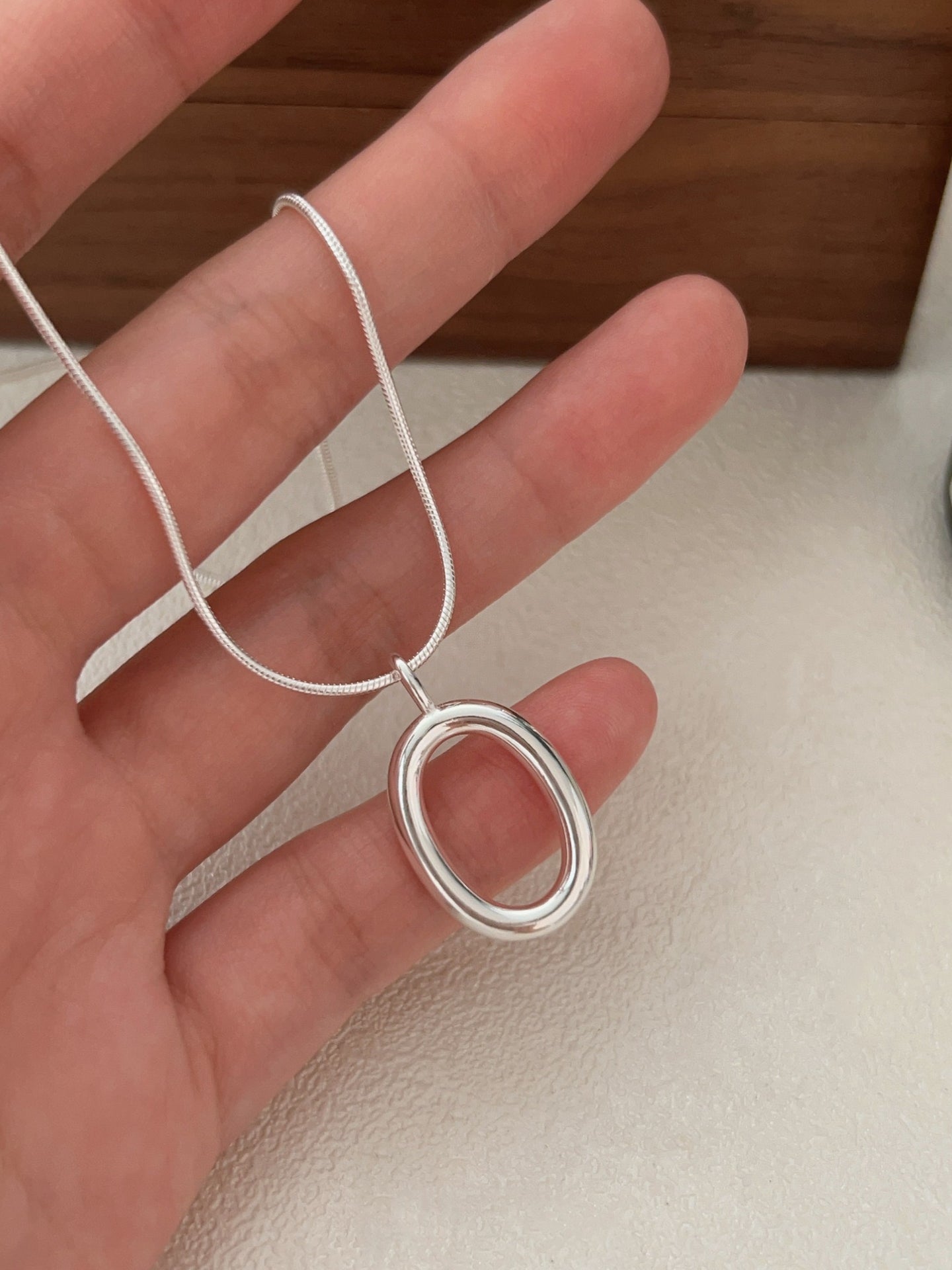 OPENWORK OVAL NECKLACE