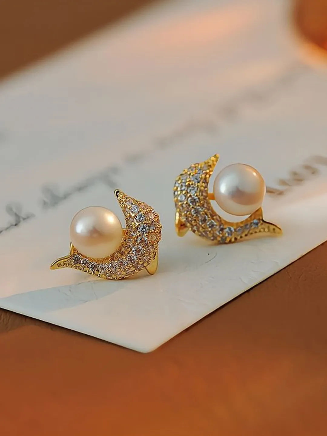 LITTLE DOLPHIN EARRINGS