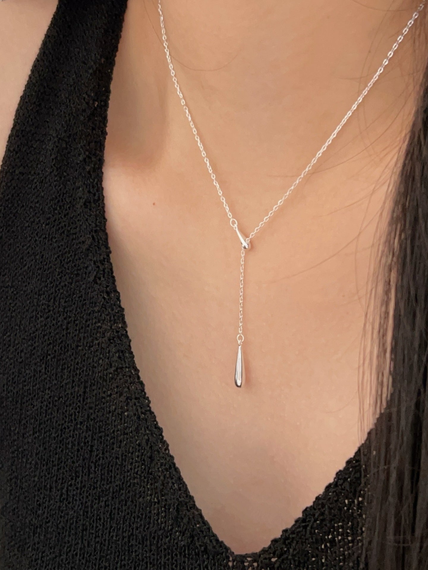 WATERDROP NECKLACE