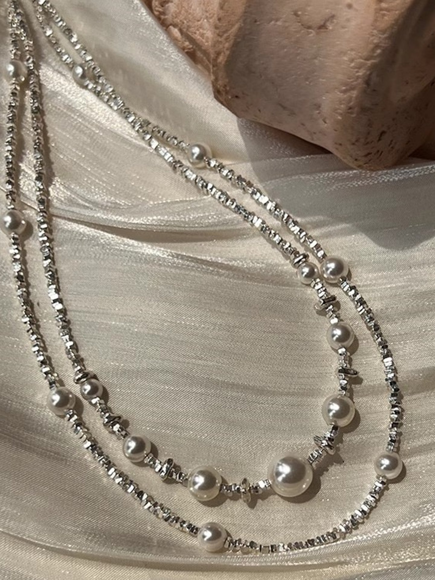 STARRY PEARL NECKLACE
