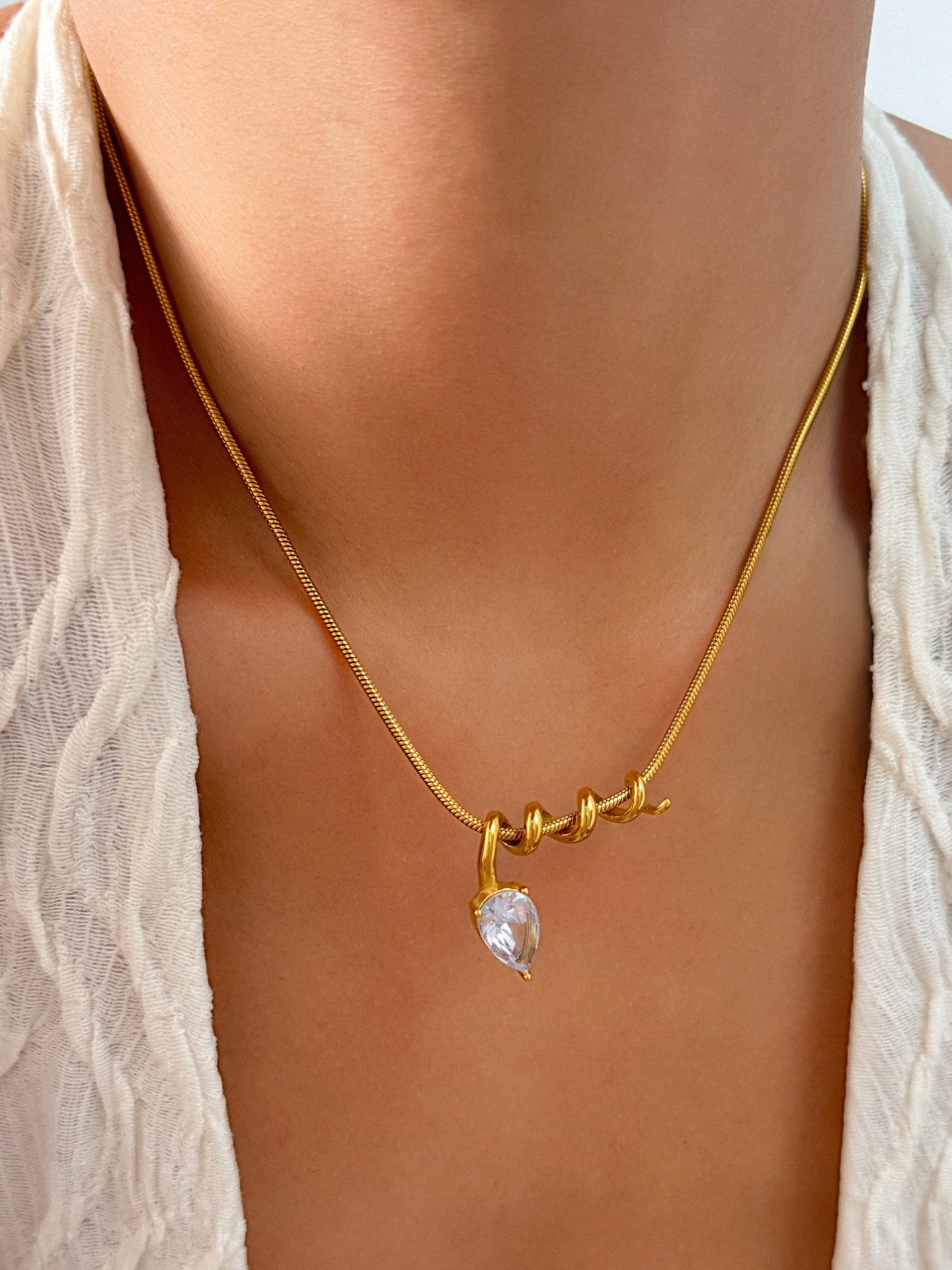 SERPENT COIL NECKLACE