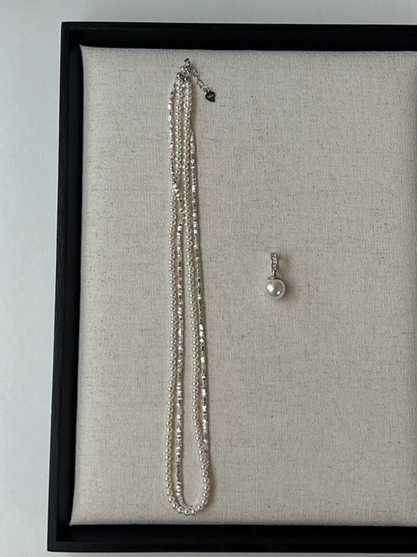 SILVER PEARL LAYER