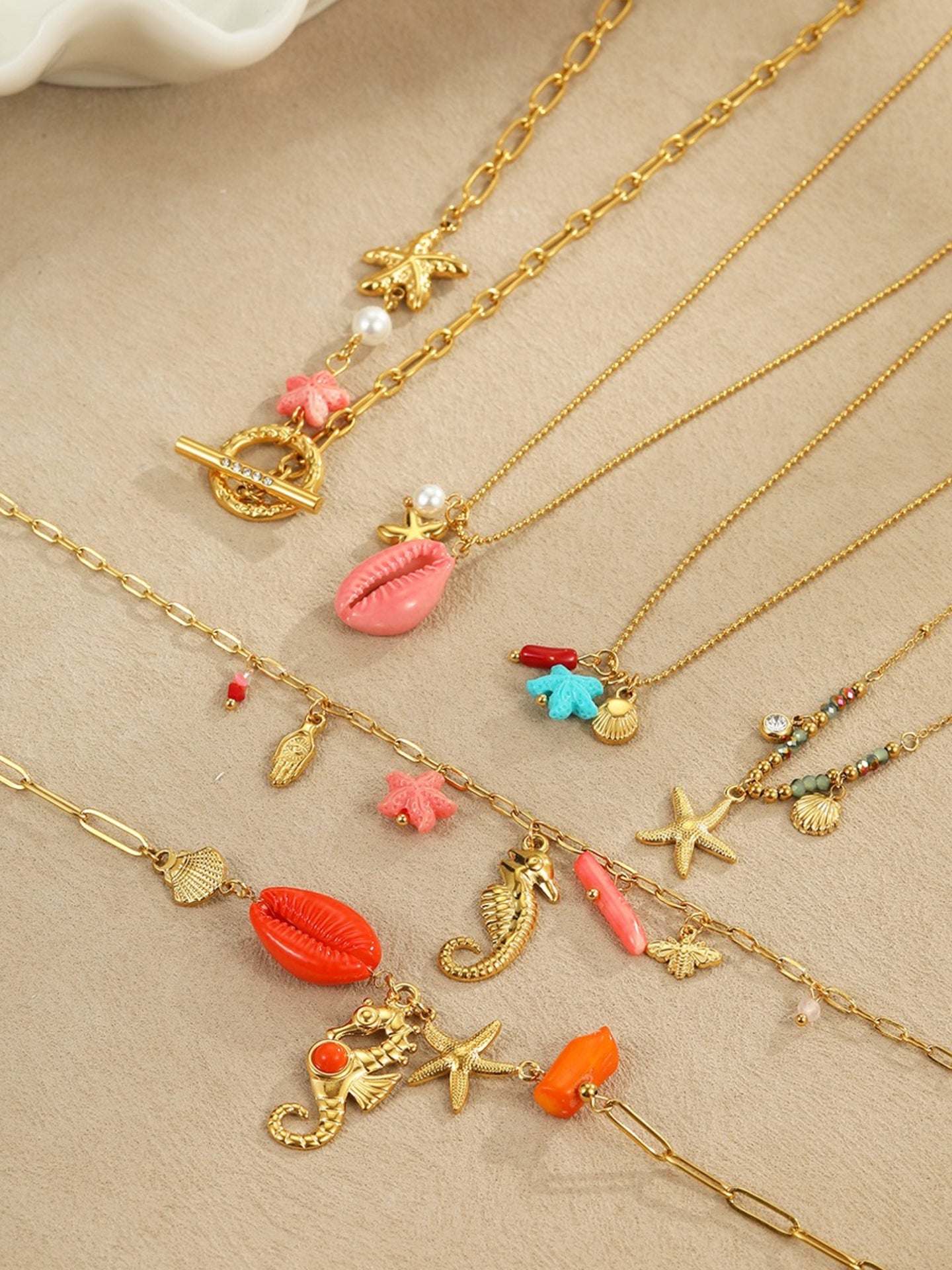 VACATION STYLE NECKLACE