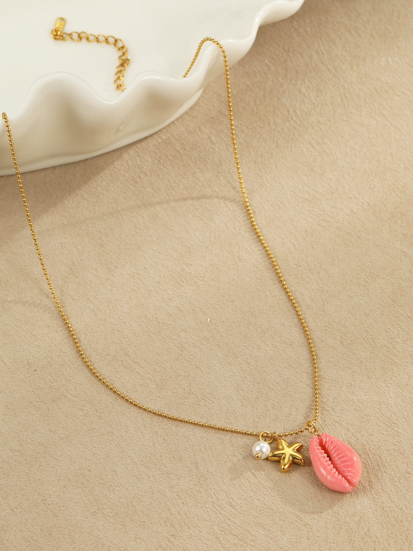 VACATION STYLE NECKLACE