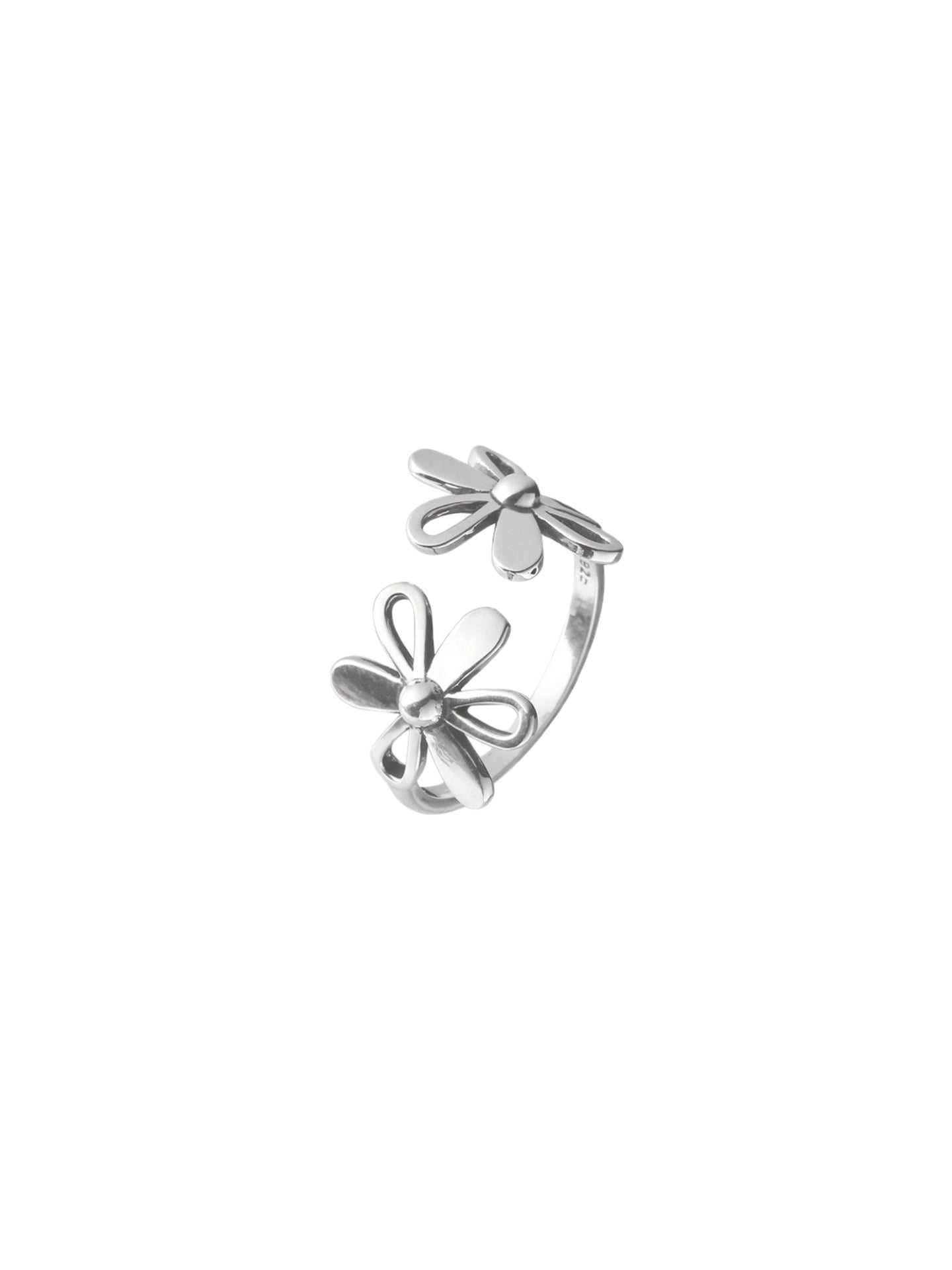 OPENWORK FLORAL RING