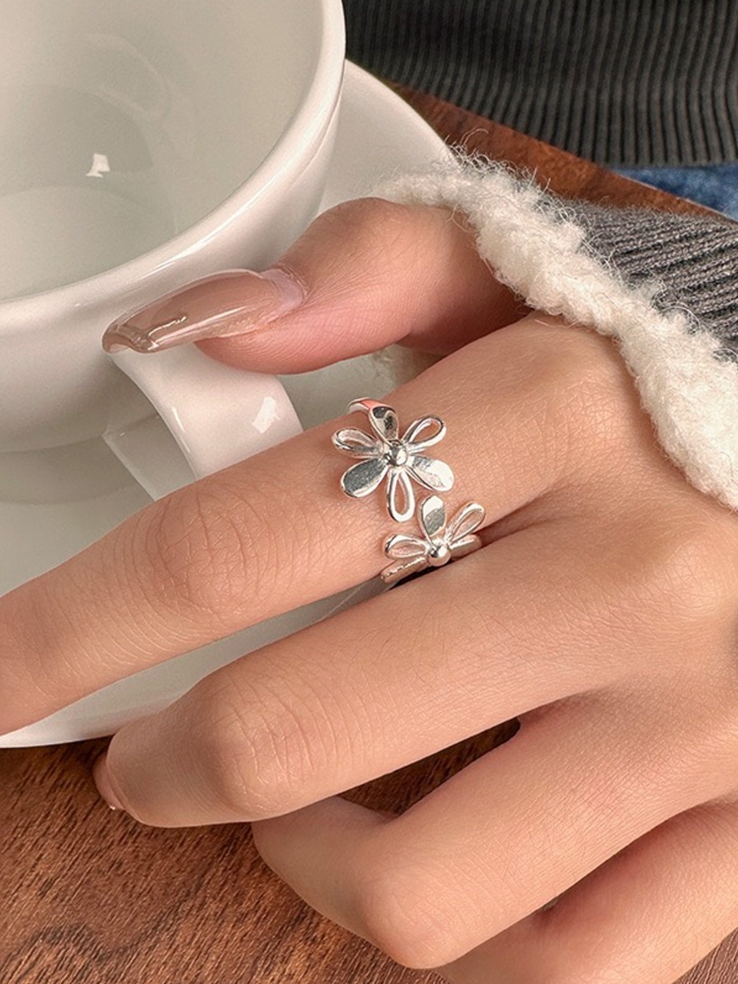 OPENWORK FLORAL RING