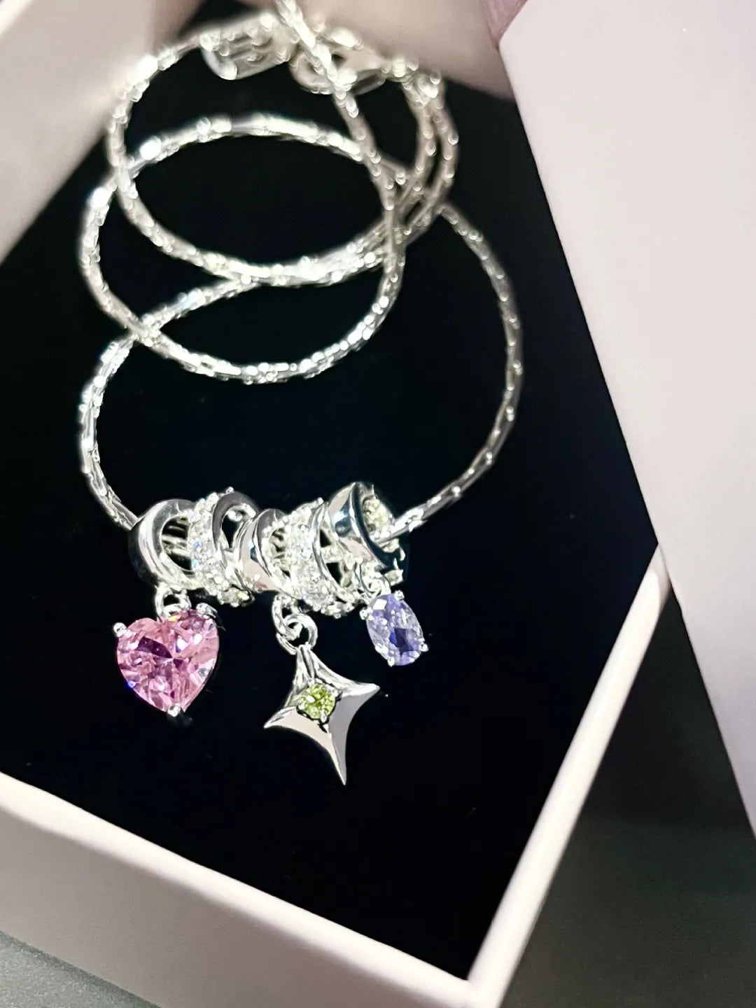 DOPAMINE STAR NECKLACE