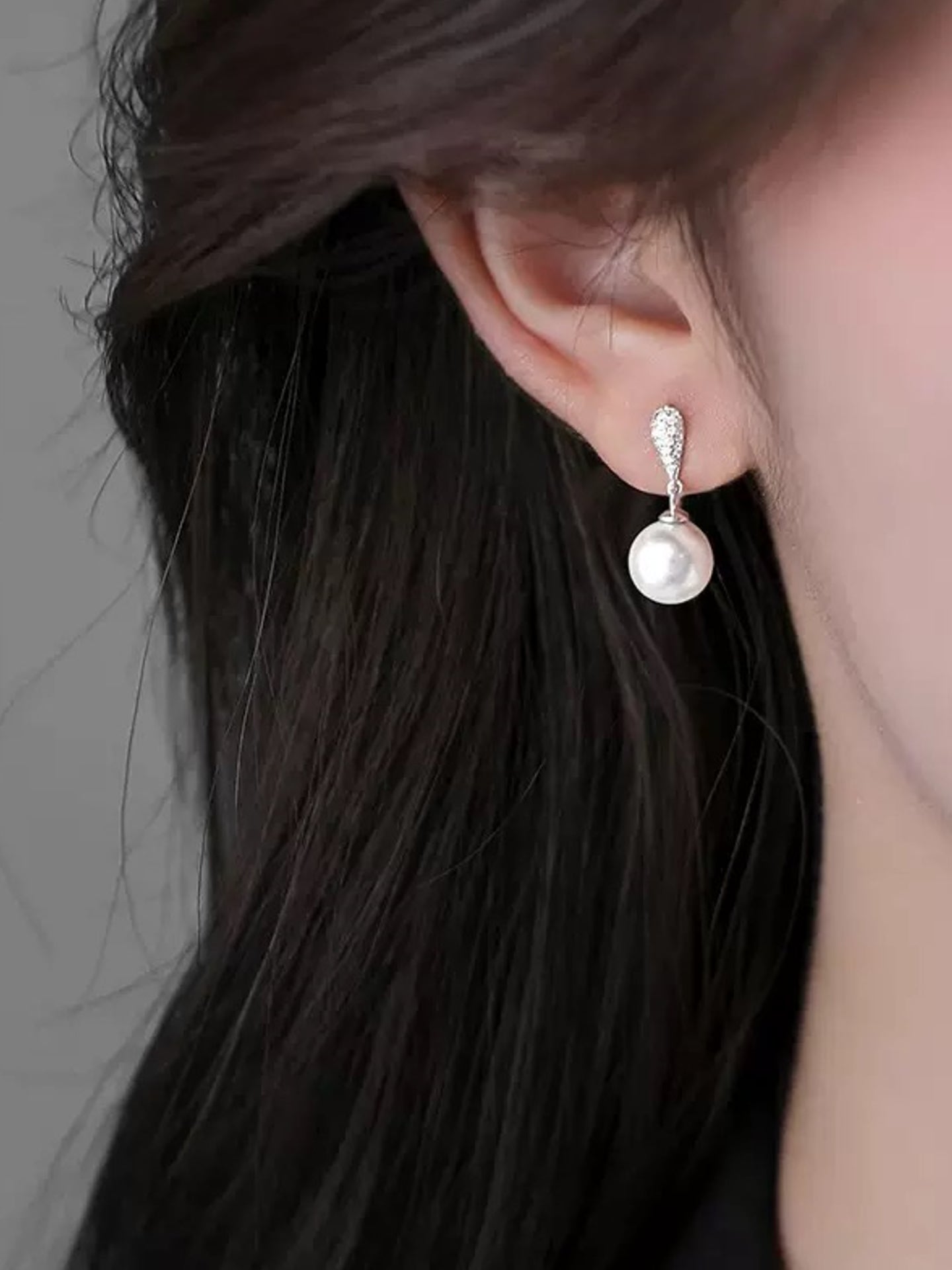 SHELL PEARL EARRINGS