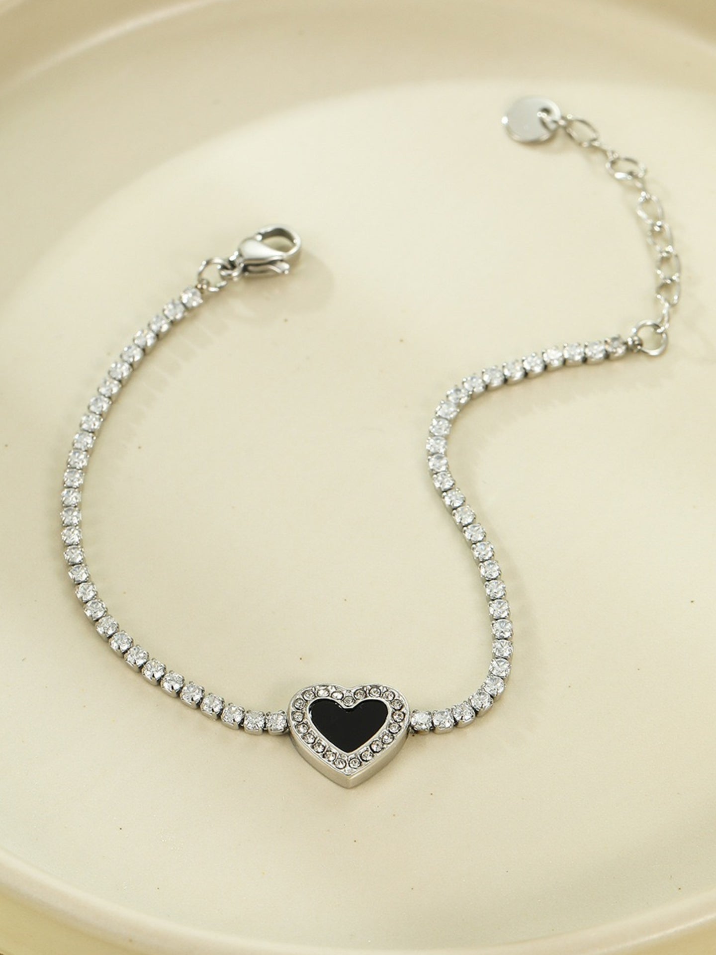 FULL PAVÉ HEART BRACELET