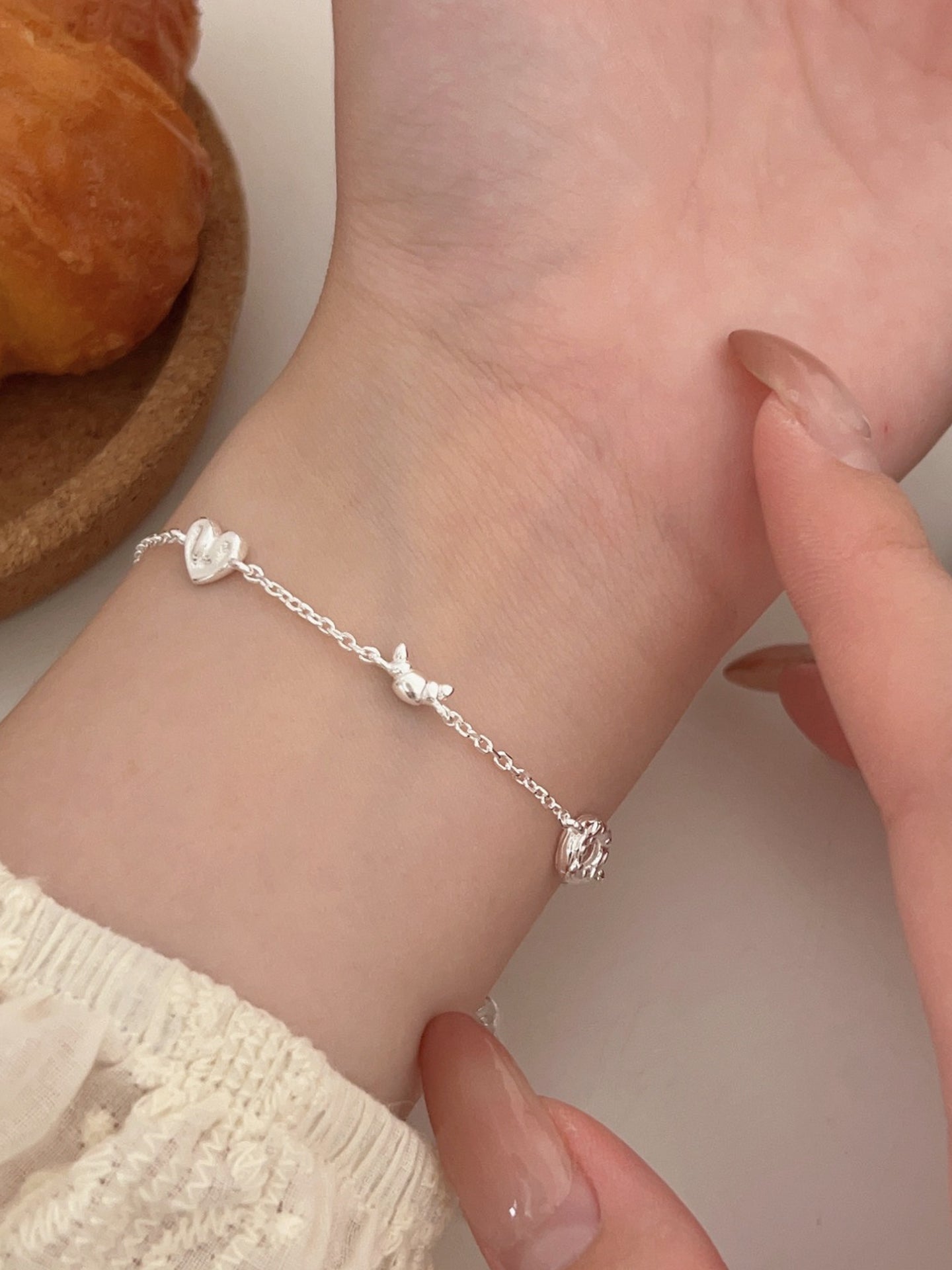 BREAD HEAD BRACELET