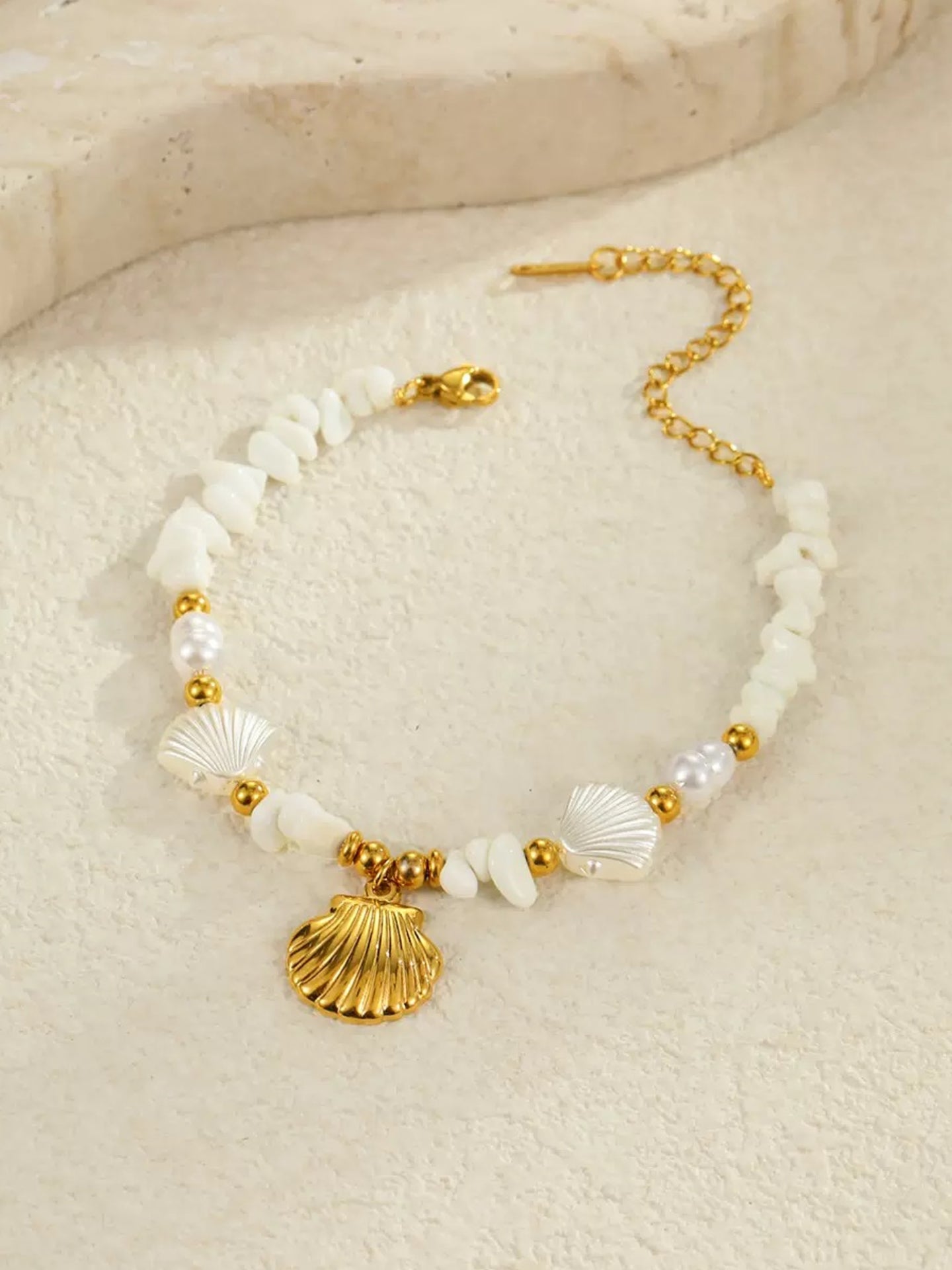 STARFISH PENDANT NECKLACE