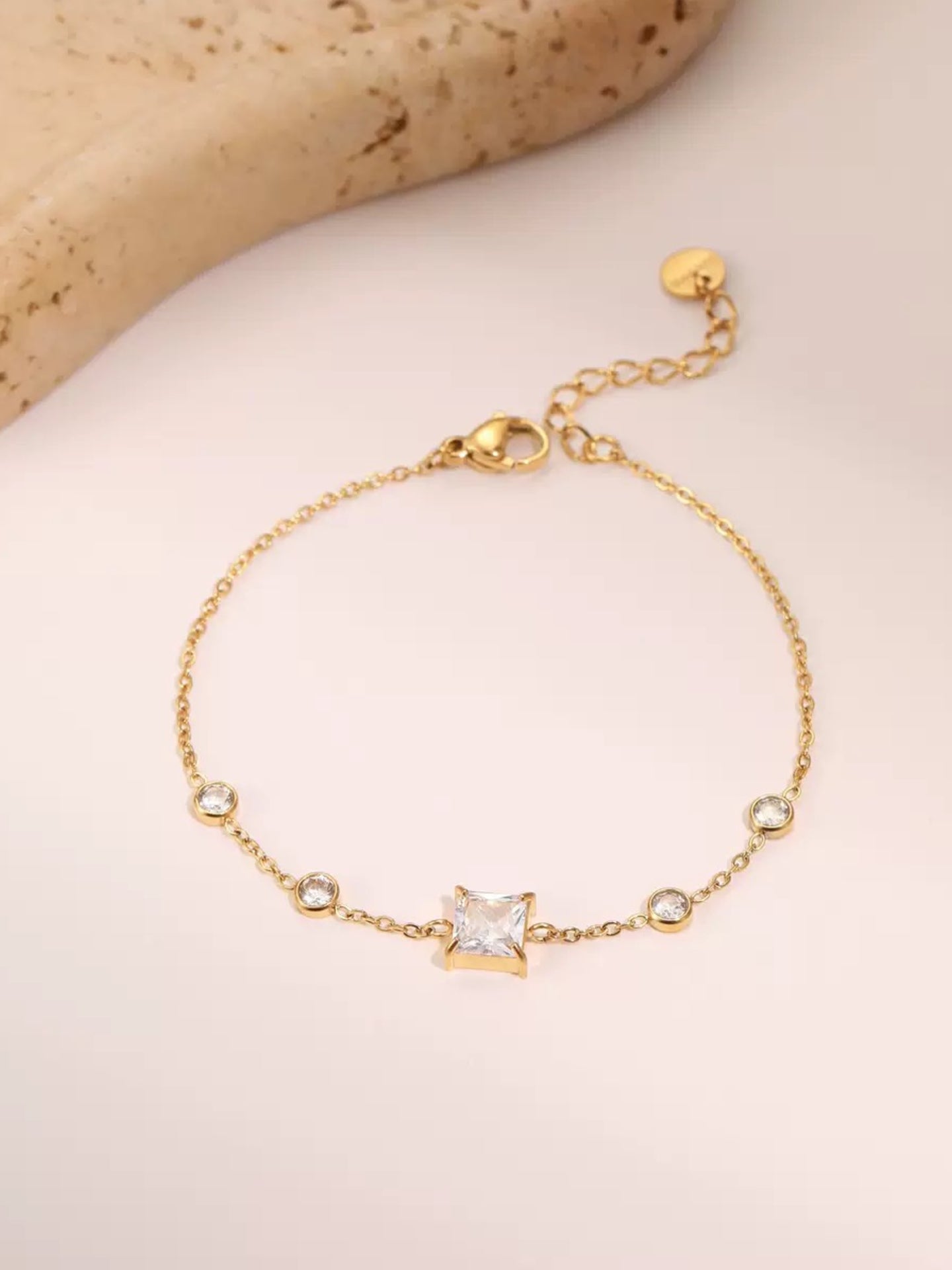 FRENCH STYLE ZIRCON BRACELET