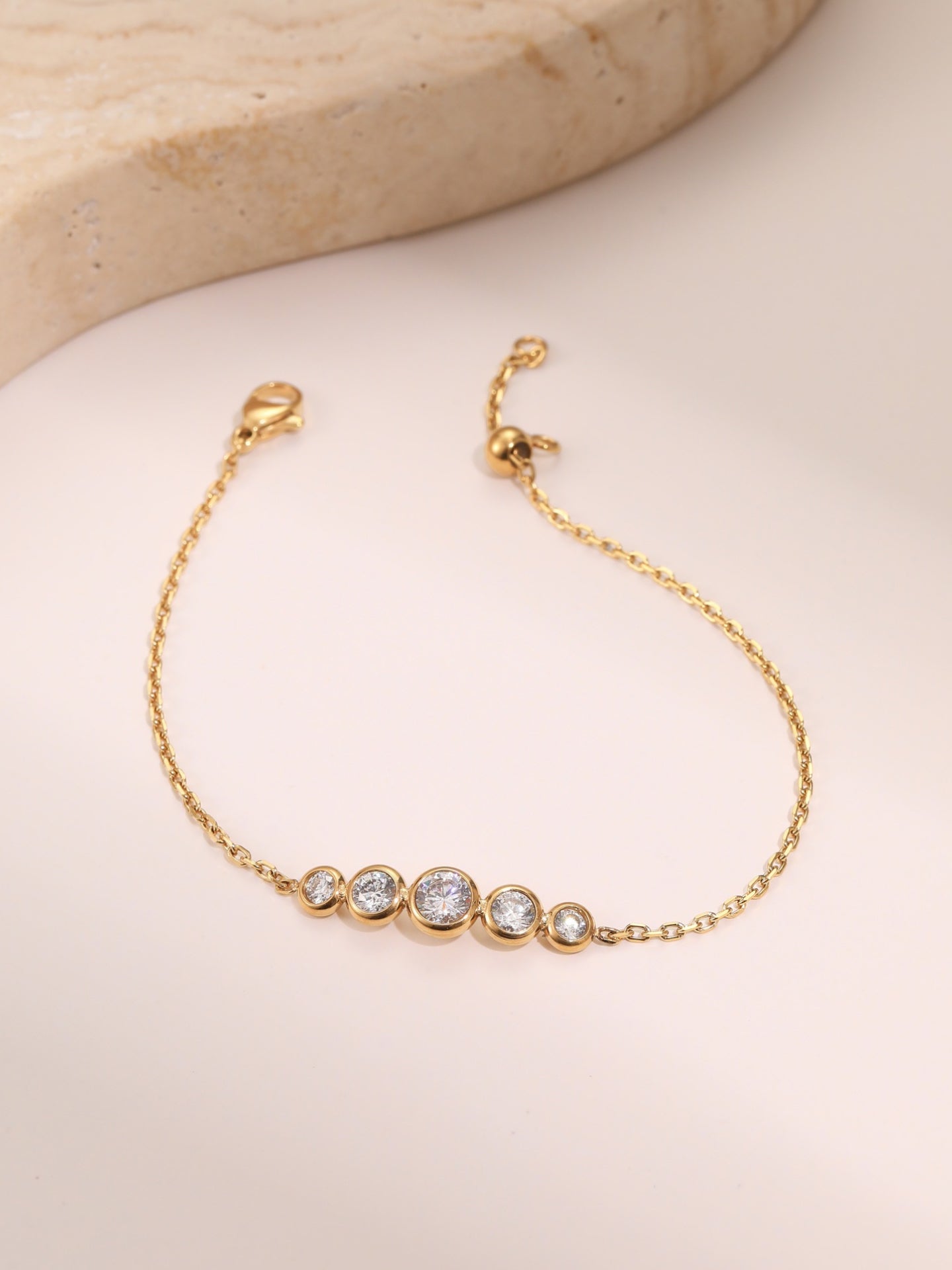 HEART DIAMOND BRACELET