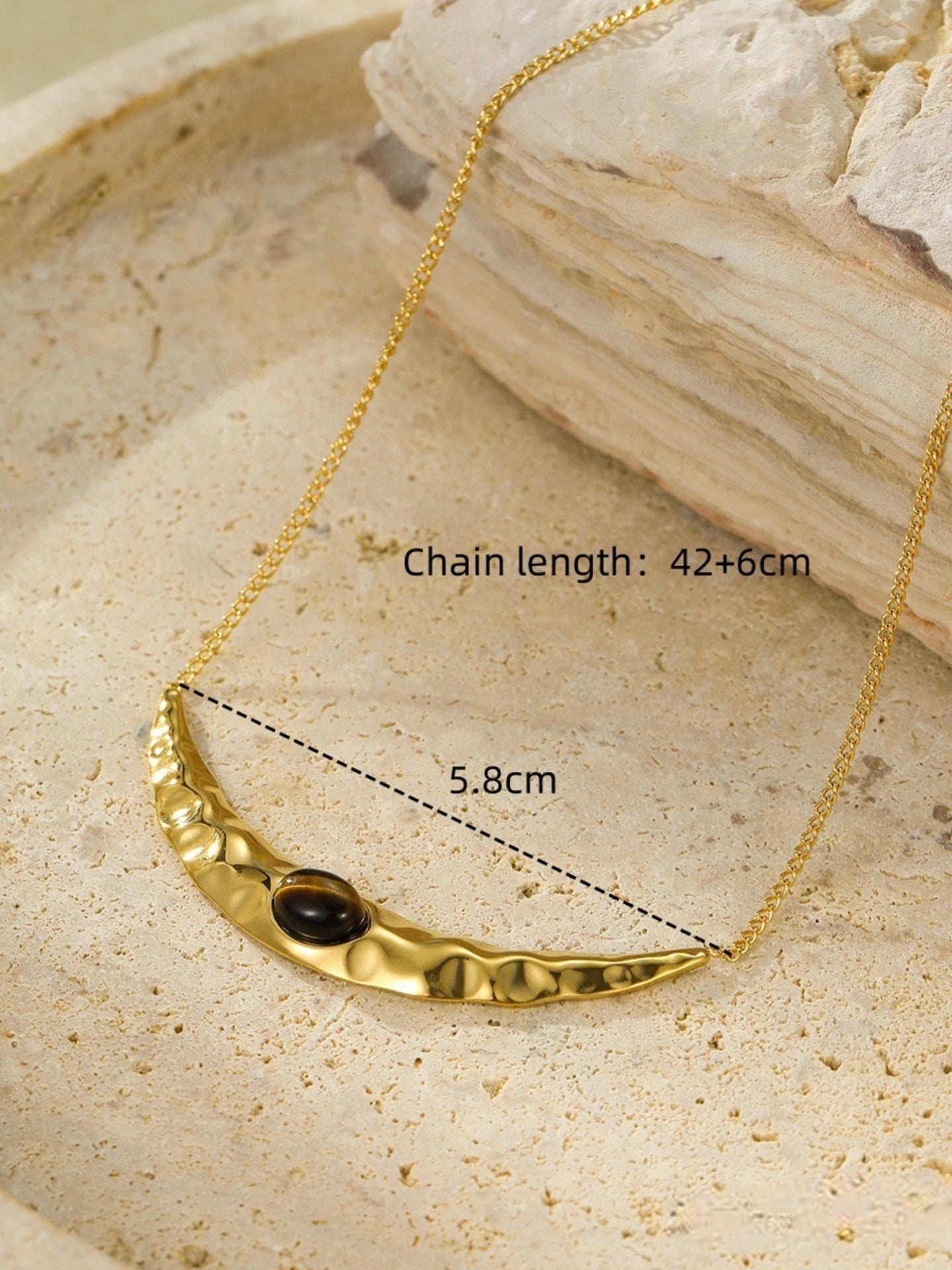 VINTAGE CRESCENT NECKLACE