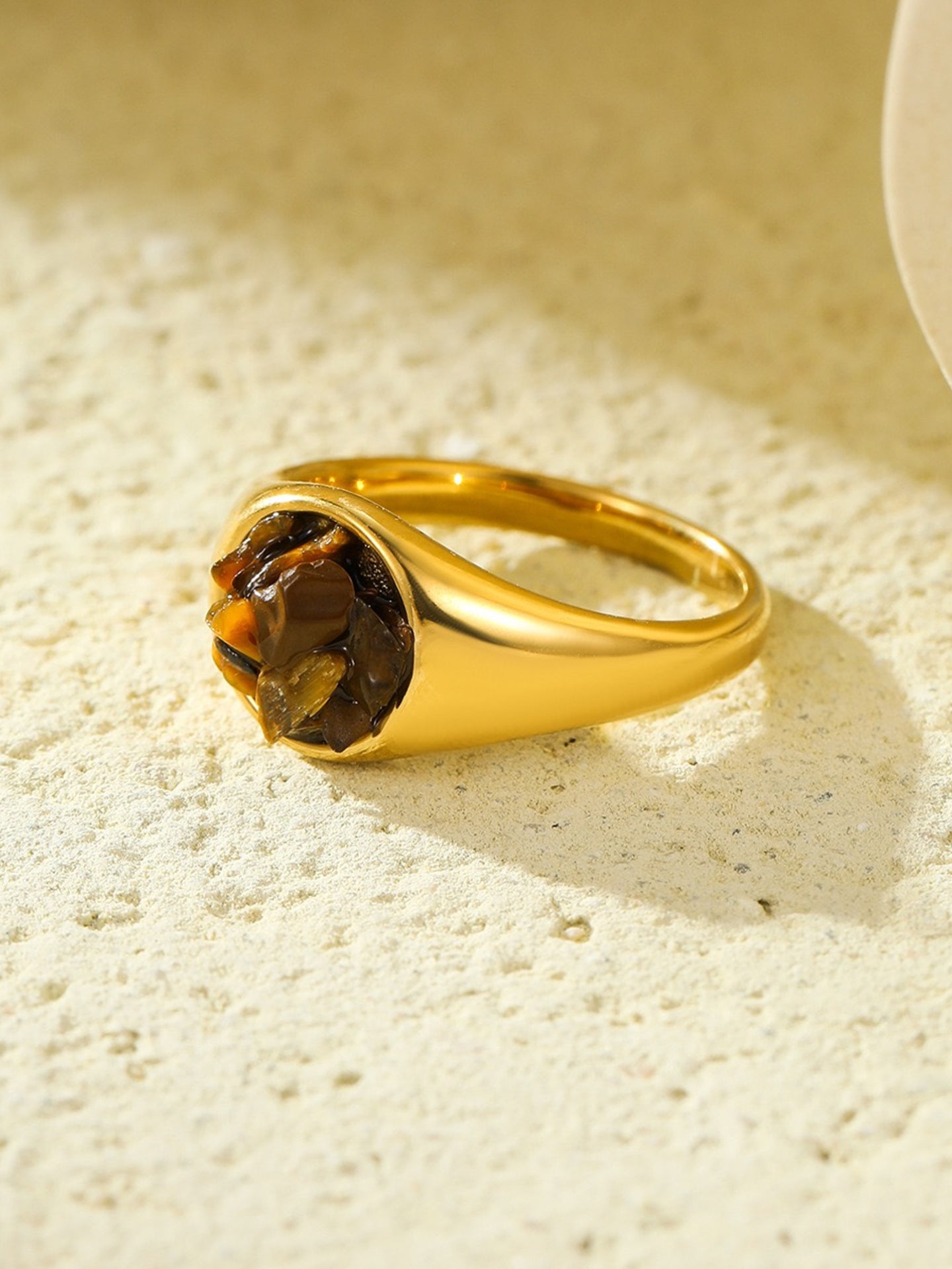 IRREGULAR GEMSTONE RING