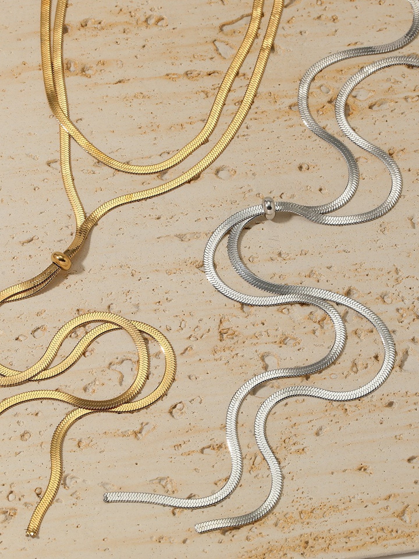 ADJUSTABLE SNAKE CHAIN