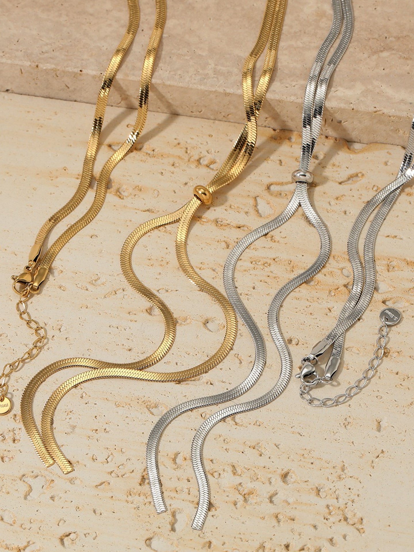ADJUSTABLE SNAKE CHAIN
