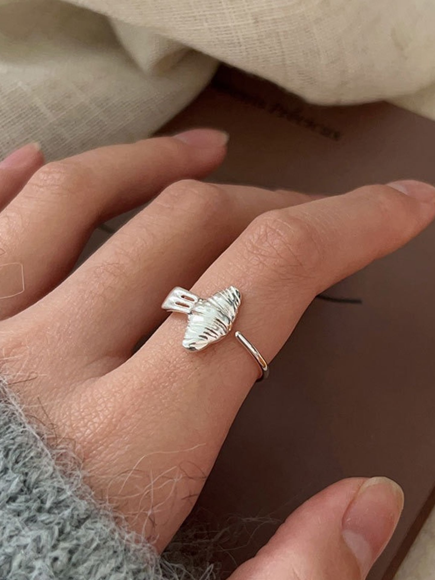 CROISSANT-INSPIRED RING